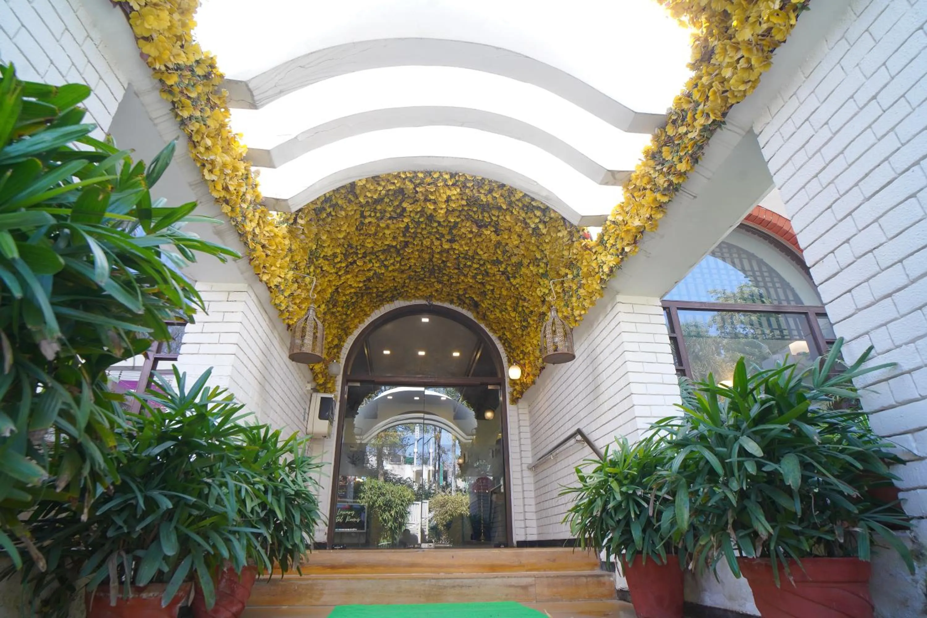 Facade/entrance in Goa Country Club By Pearl Near Udyog vihar Yashobhoomi