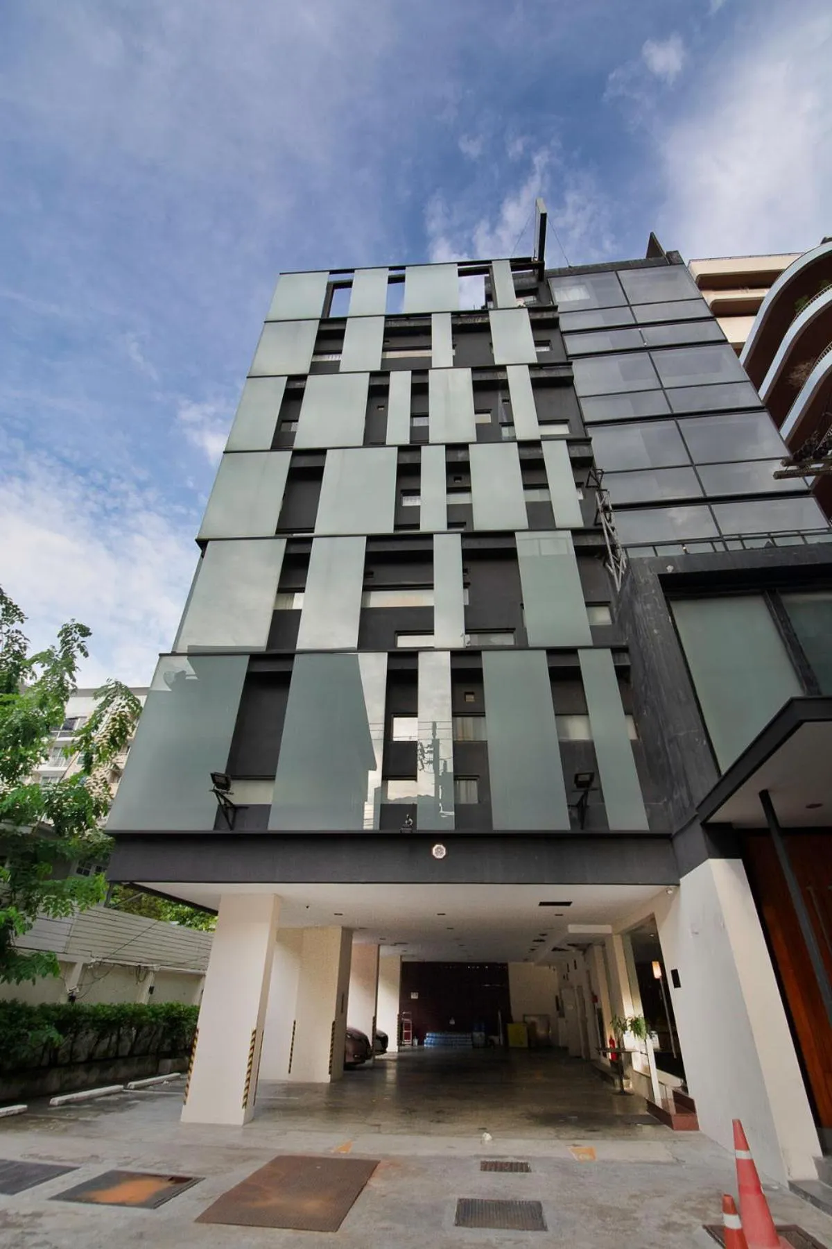 Property building in Metacity Bangkok