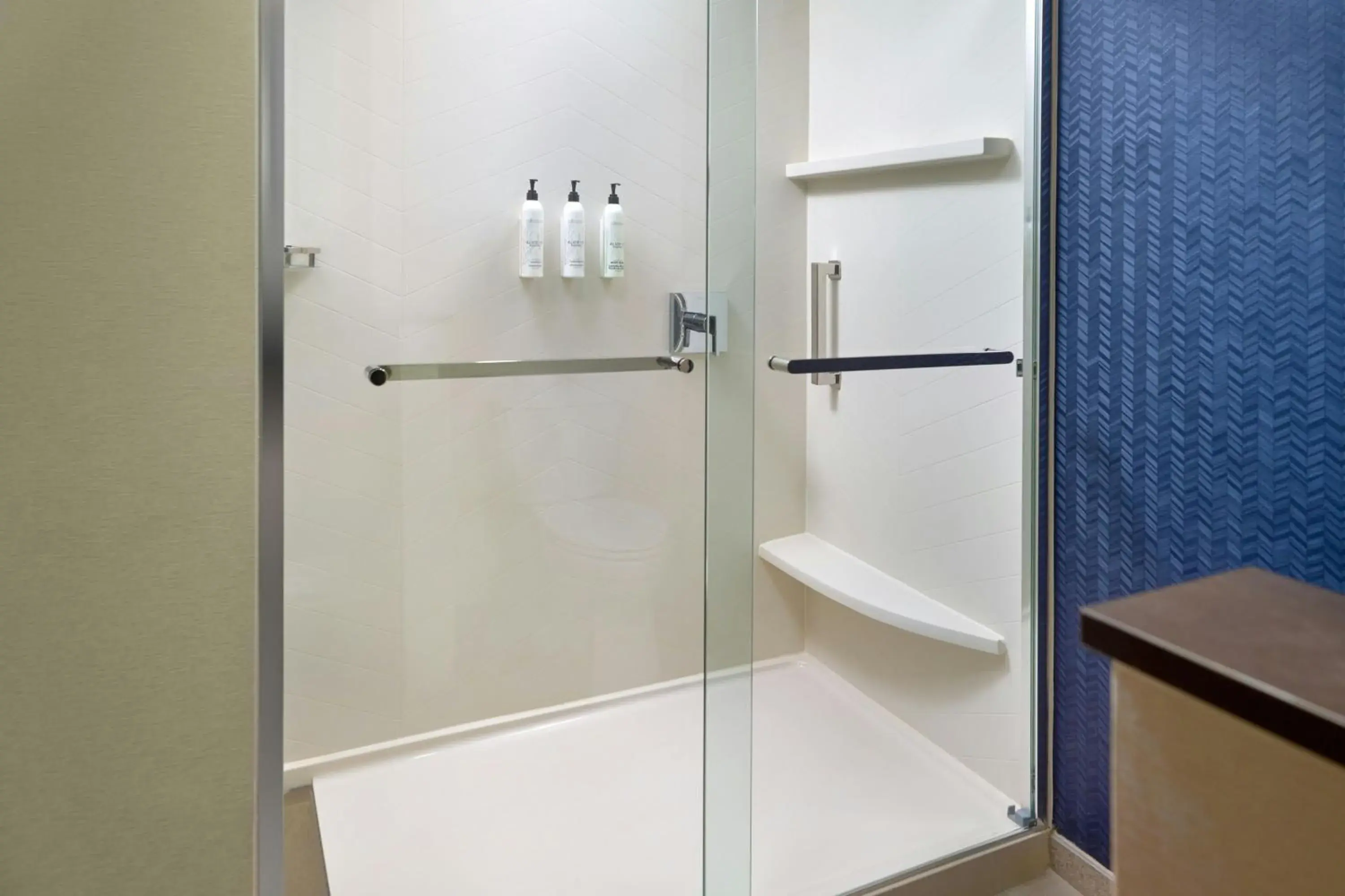 One-Bedroom King Suite with Sofa Bed in Fairfield by Marriott Inn & Suites Alpharetta Avalon Area One-Bedroom King Suite with Sofa Bed in Fairfield by Marriott Inn & Suites Alpharetta Avalon Area