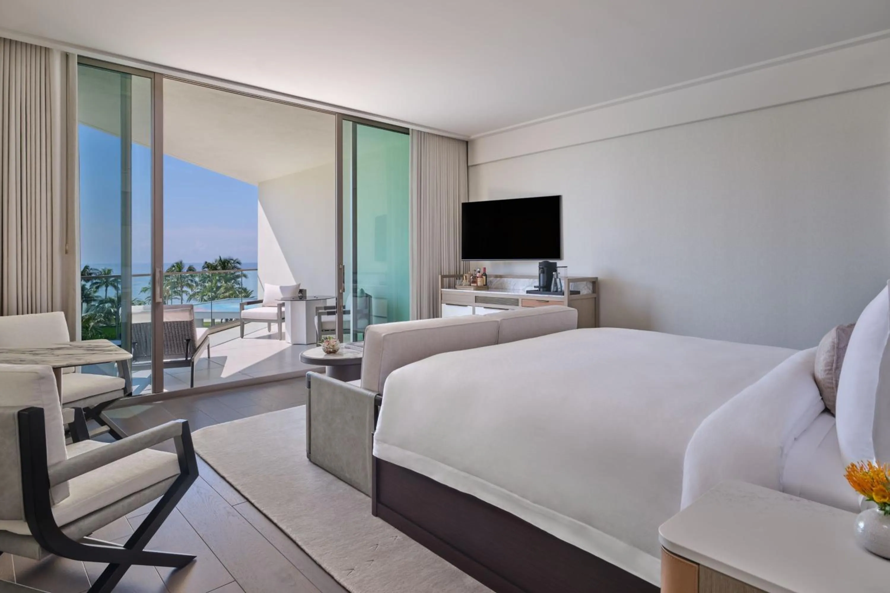 Bedroom, Bed in The St. Regis Longboat Key Resort