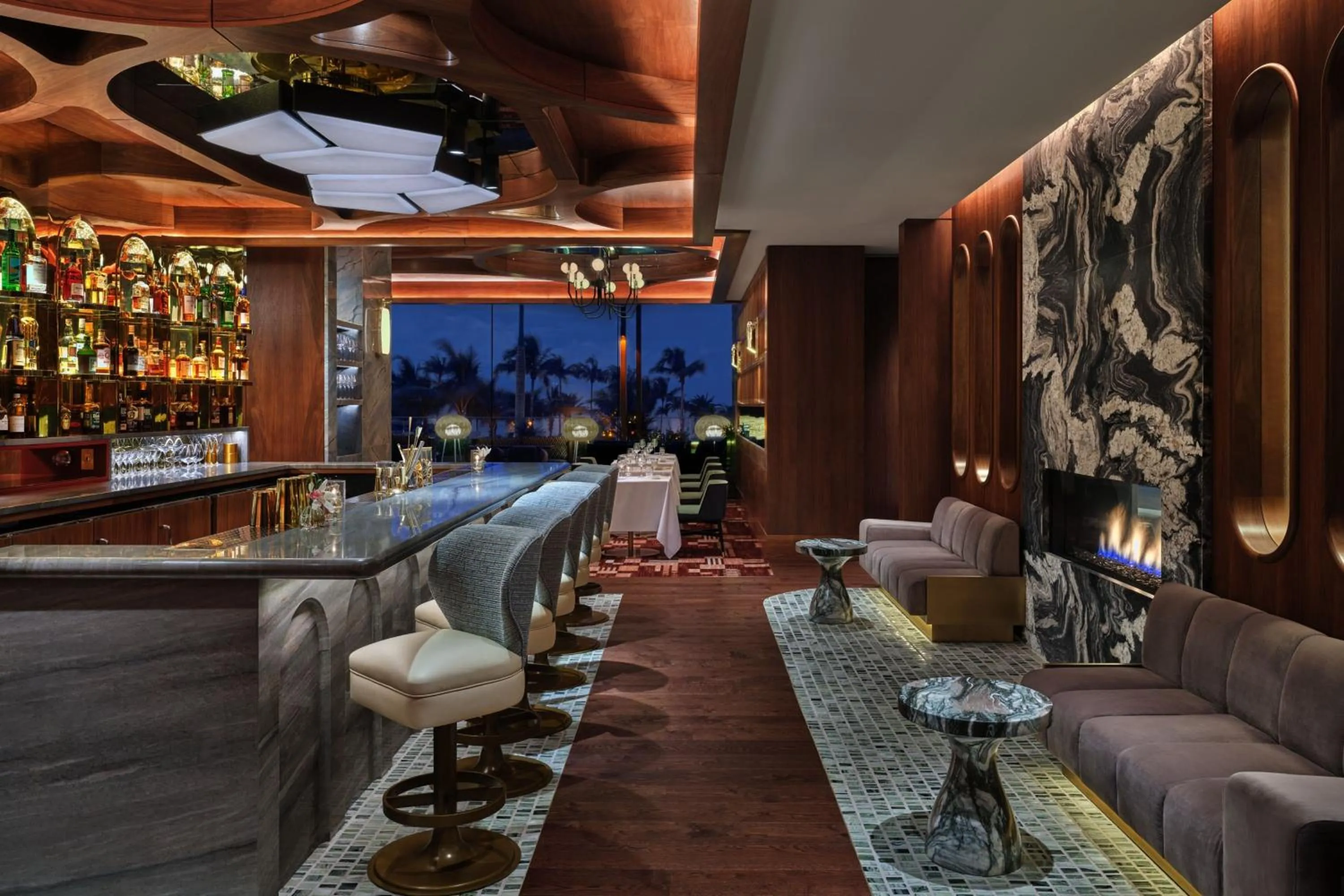 Lounge or bar in The St. Regis Longboat Key Resort