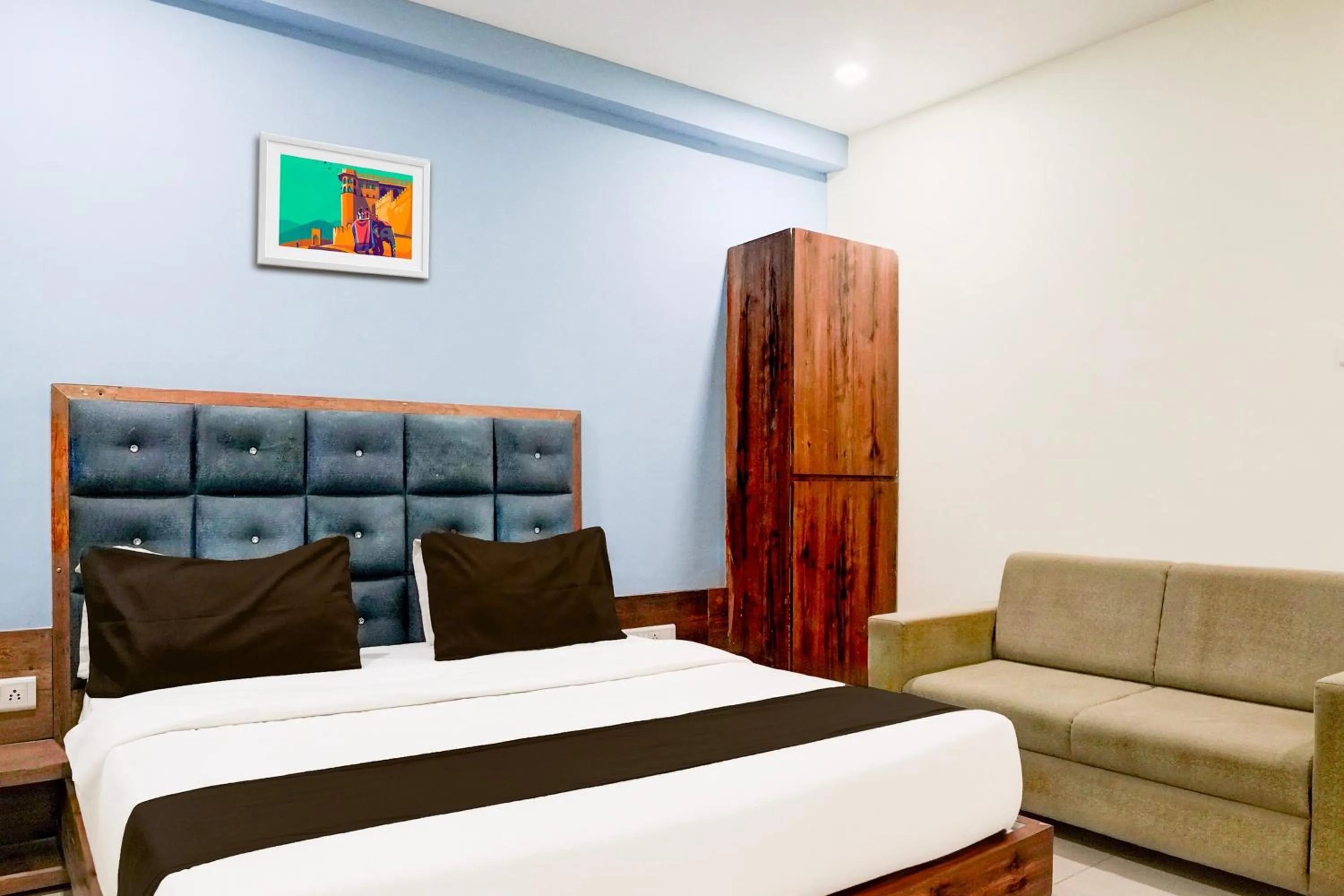 Bedroom in Hotel O RR Hotel