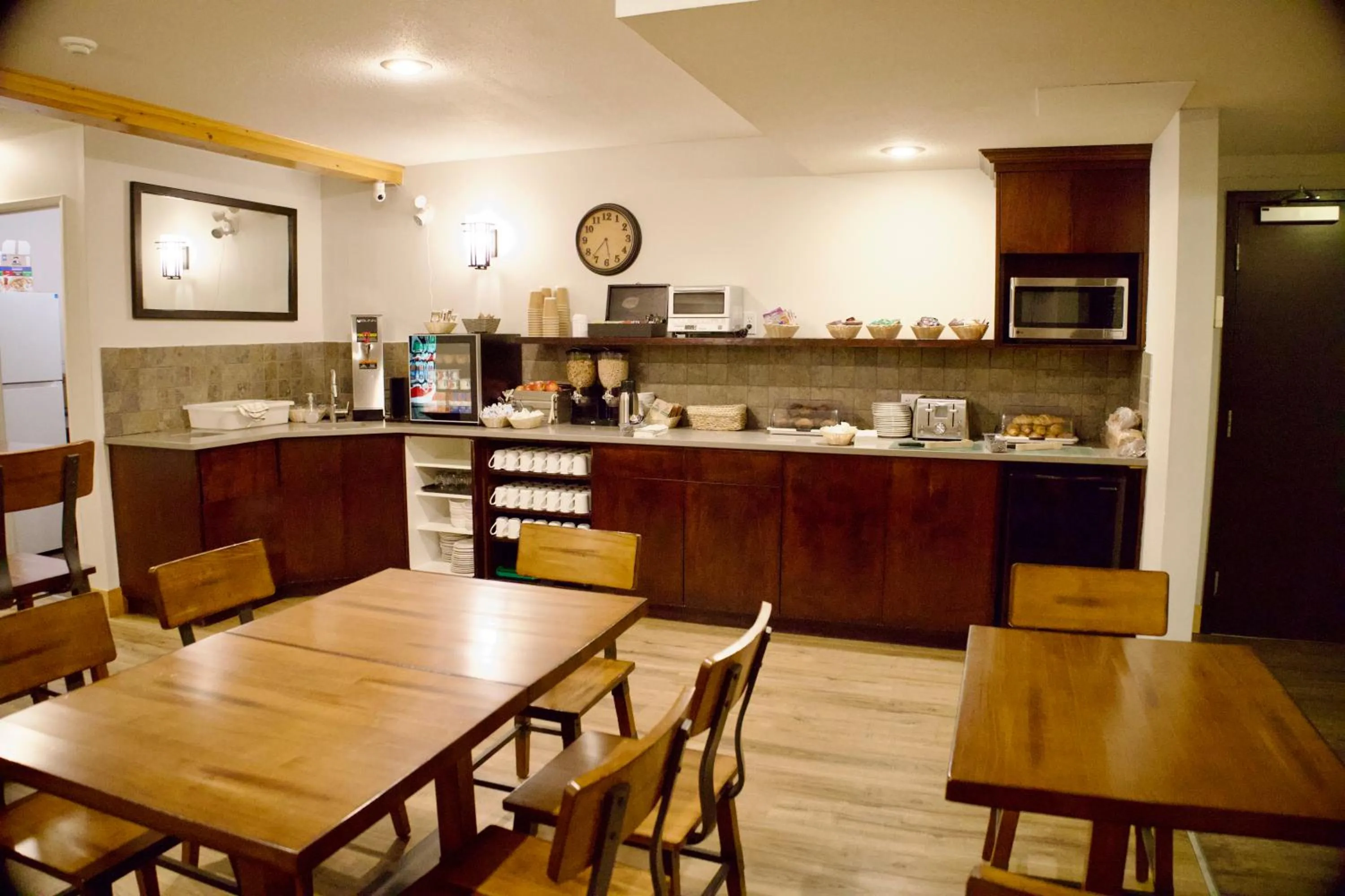 Glacier Mountain Lodge