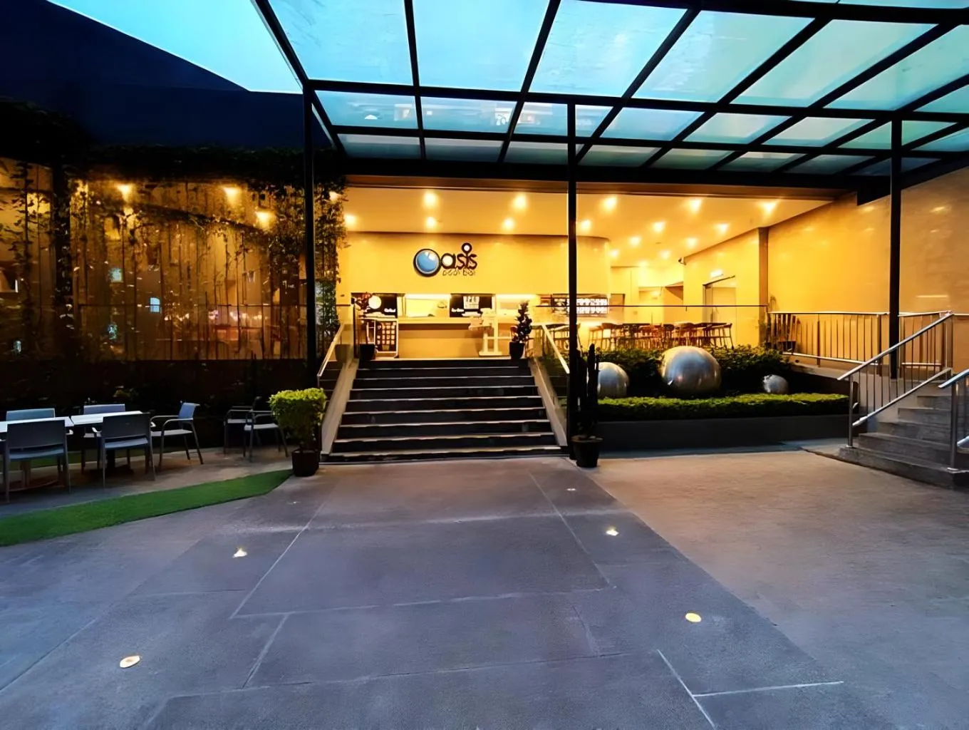 Restaurant/places to eat in Emerald Homes Cozy Homestay at Ion Delemen Genting Highlands