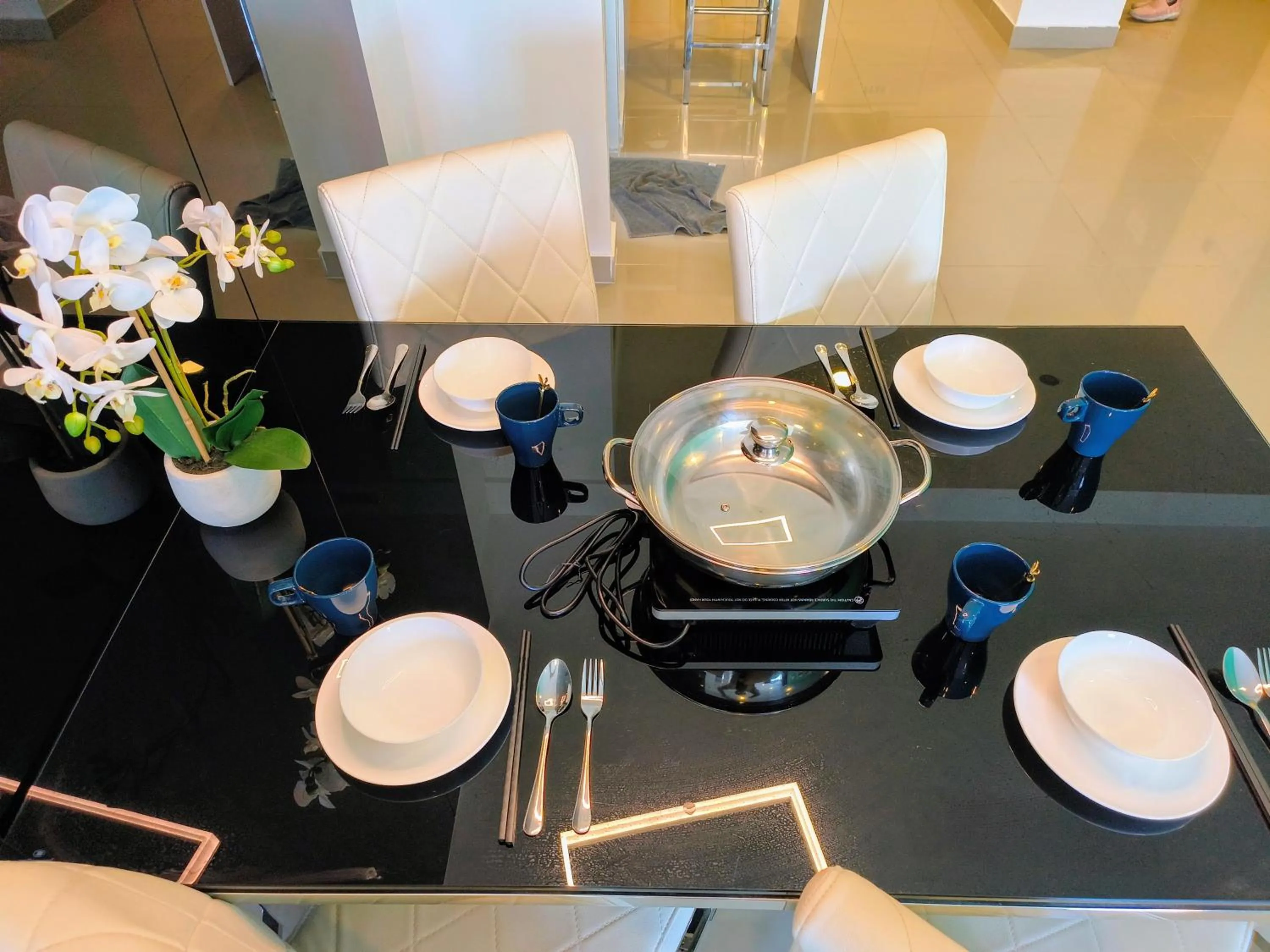 Dining area in Emerald Homes Cozy Homestay at Ion Delemen Genting Highlands