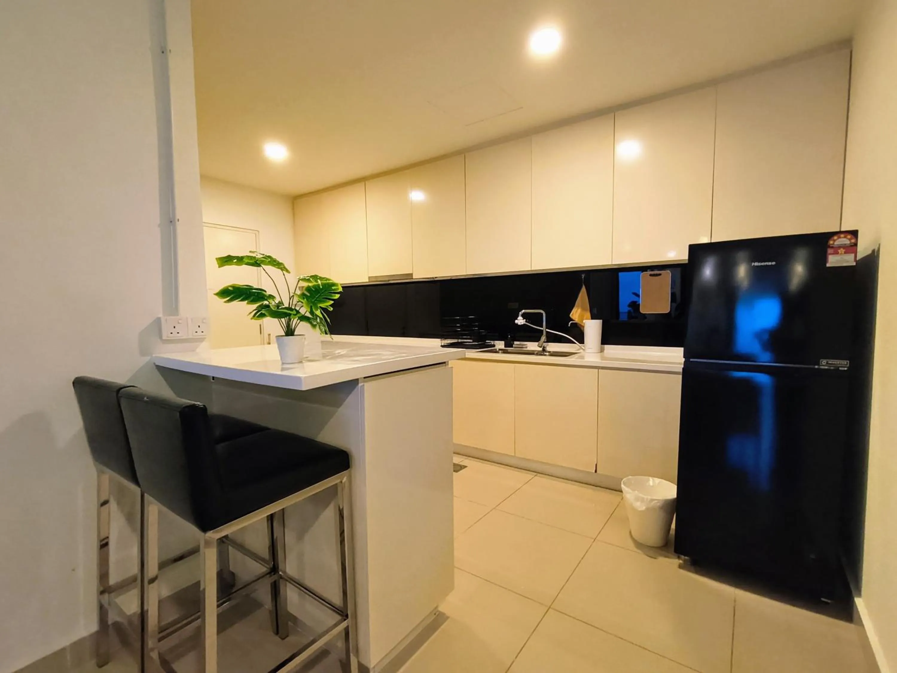 kitchen in Emerald Homes Cozy Homestay at Ion Delemen Genting Highlands