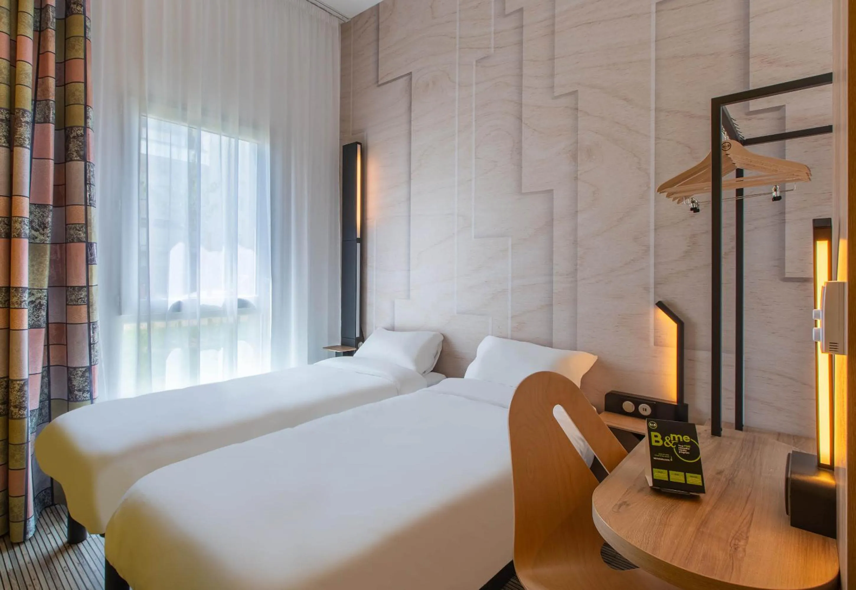 Bedroom, Bed in B&B HOTEL Orléans Saran