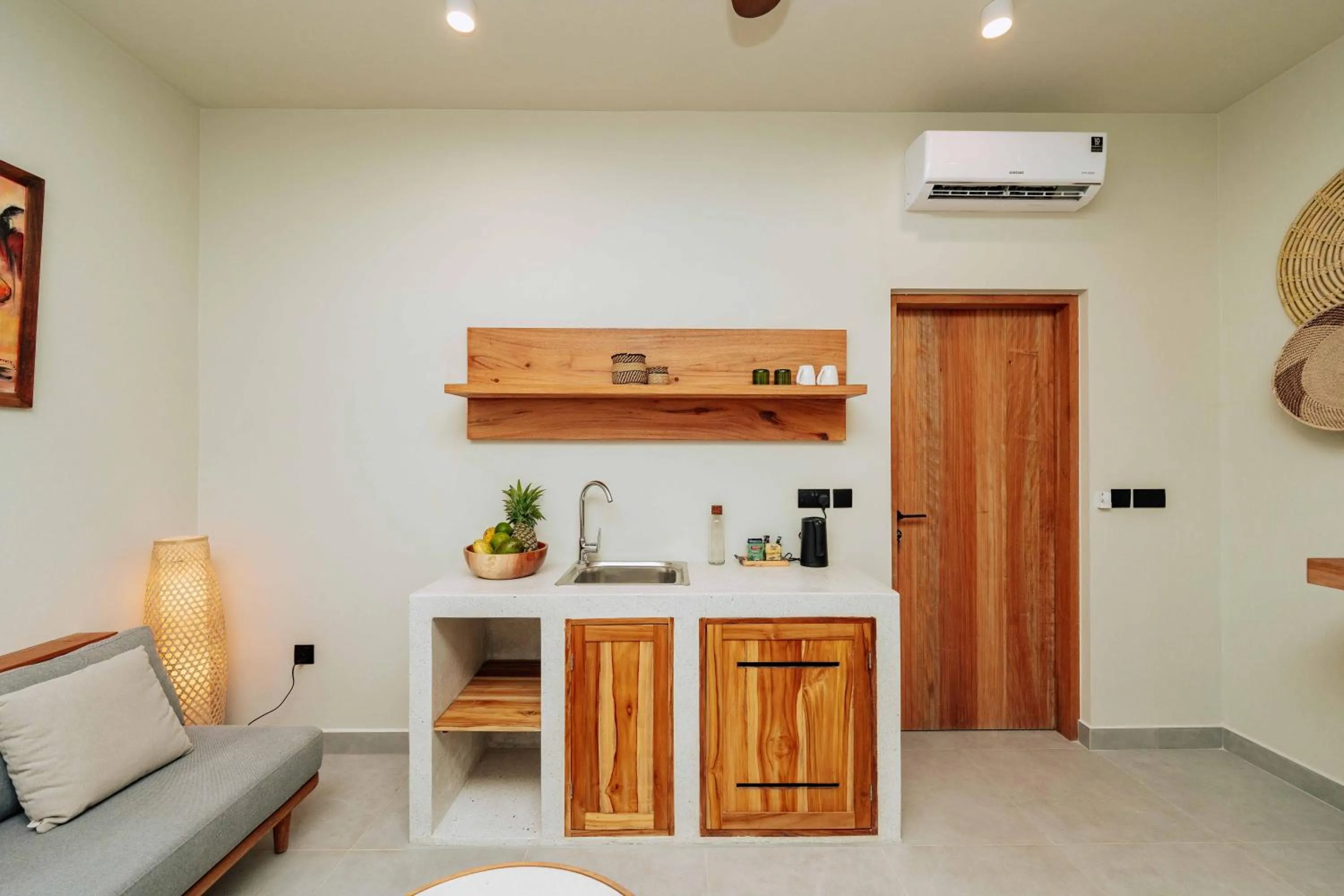 Kitchen or kitchenette in Samawa Living