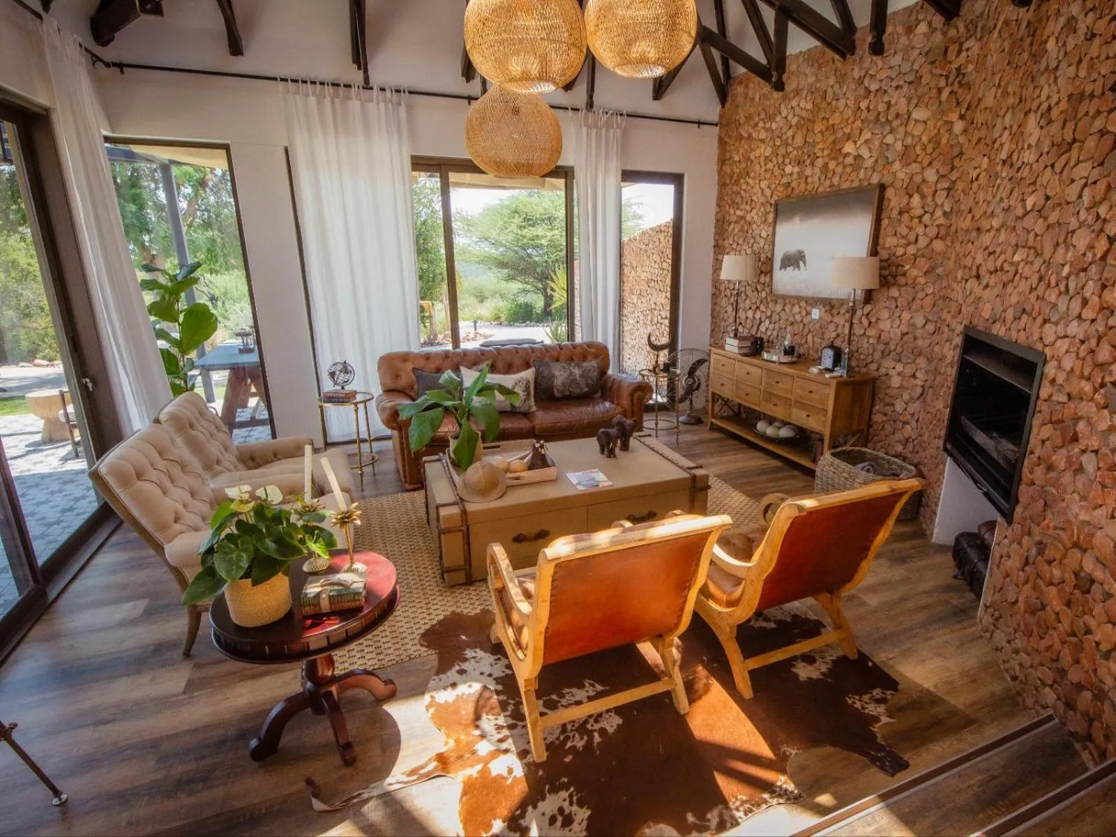 Communal lounge/ TV room in Otjiwa Mountain Lodge