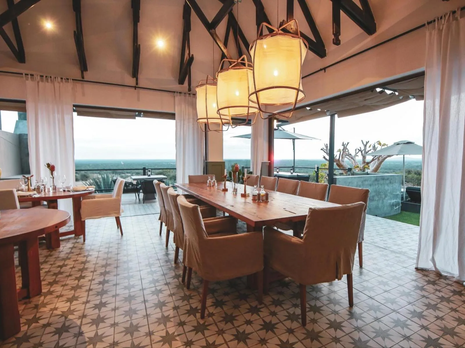 Dining area in Otjiwa Mountain Lodge