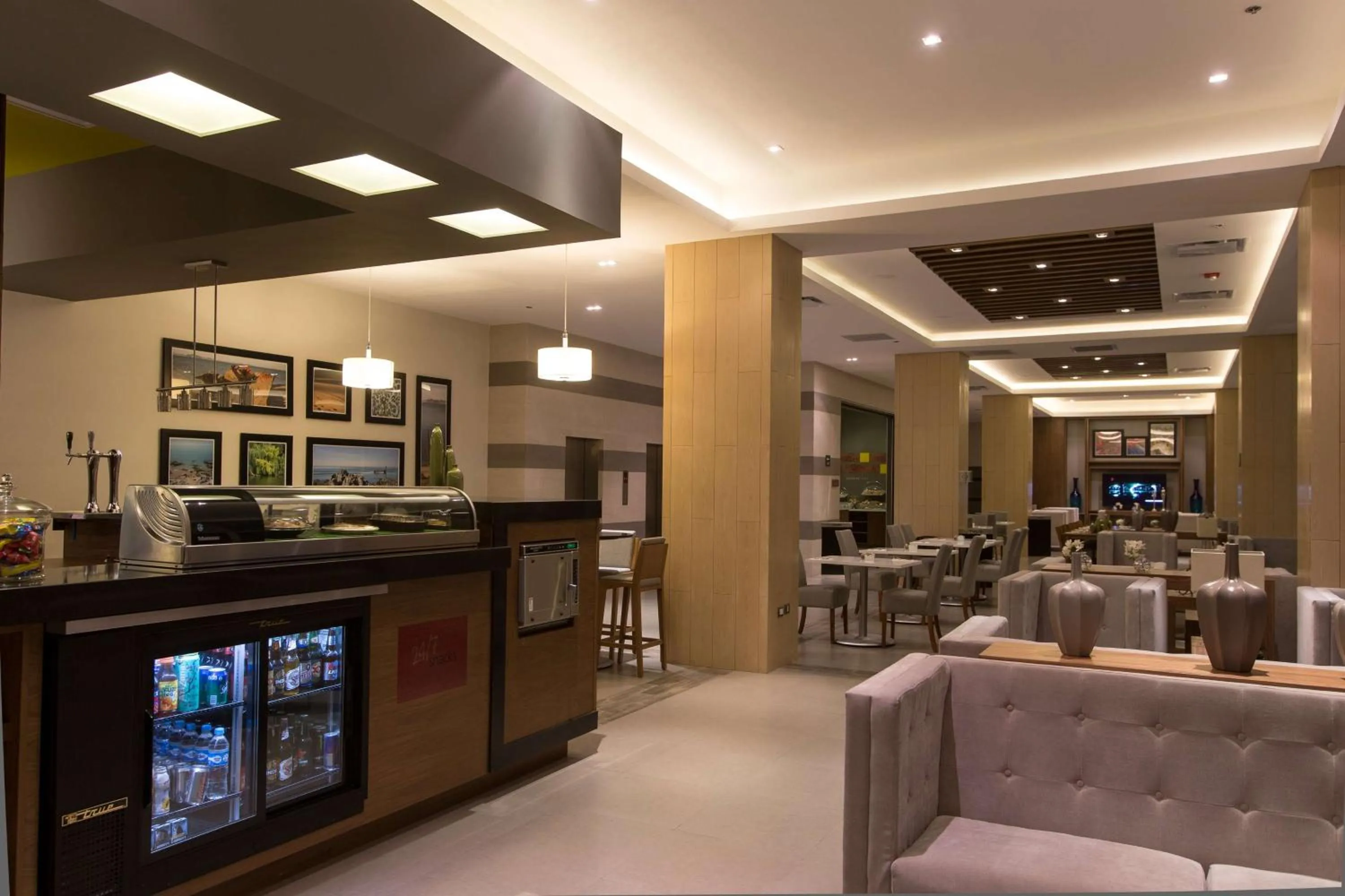 Lobby or reception in Hampton Inn by Hilton Hermosillo
