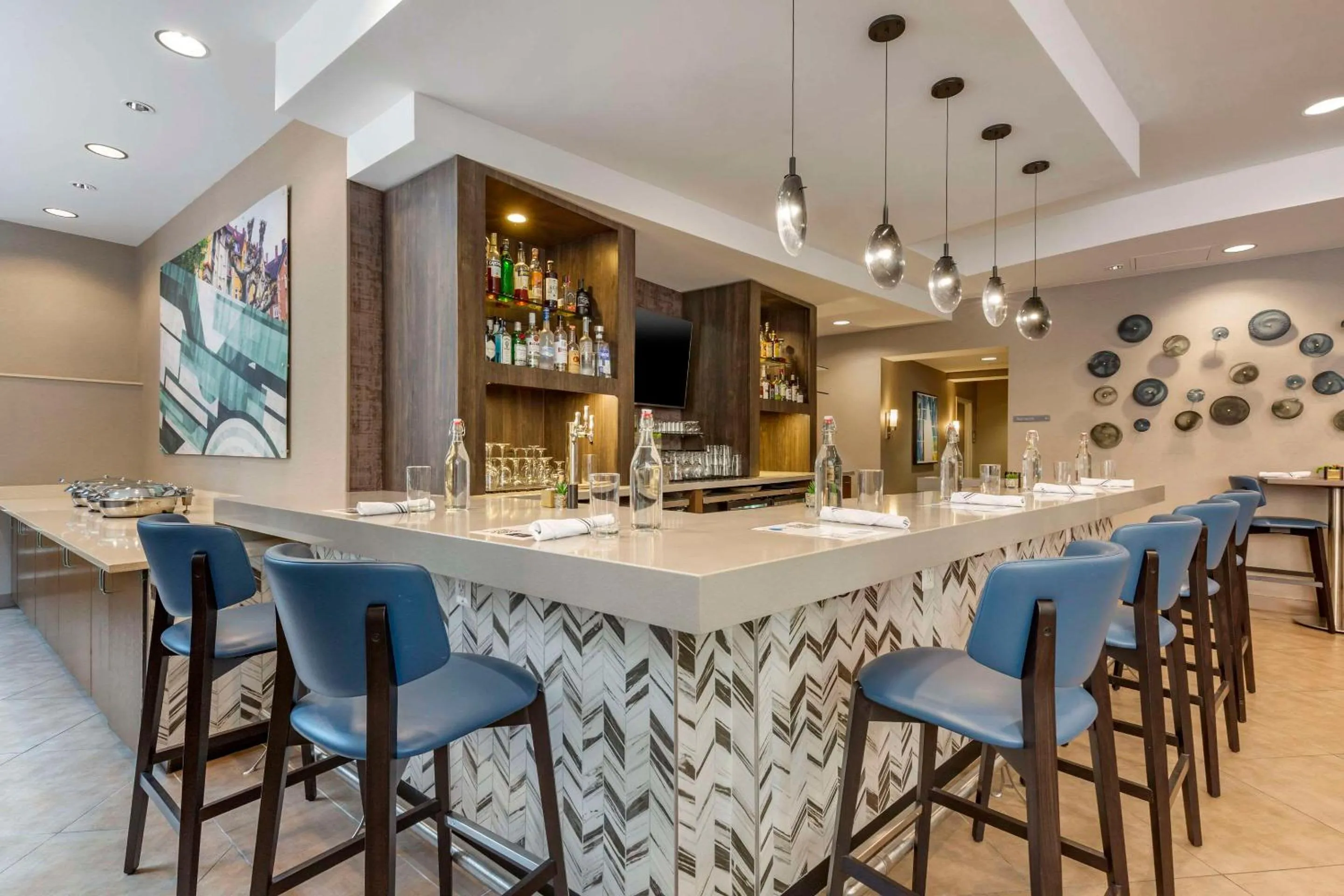 Restaurant/places to eat in Cambria Hotel Rockville