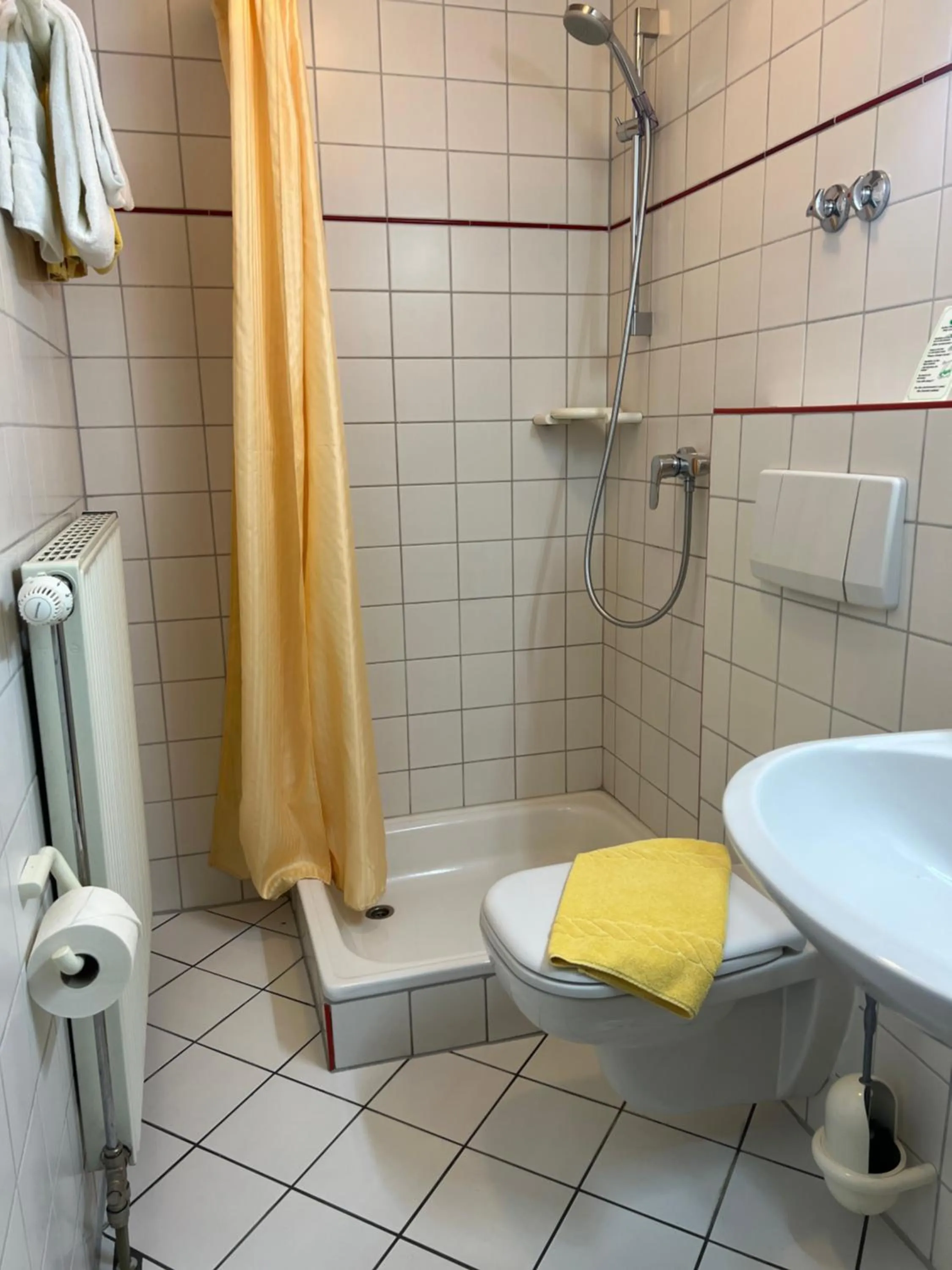 Bathroom in Hotel Cronberger Hof