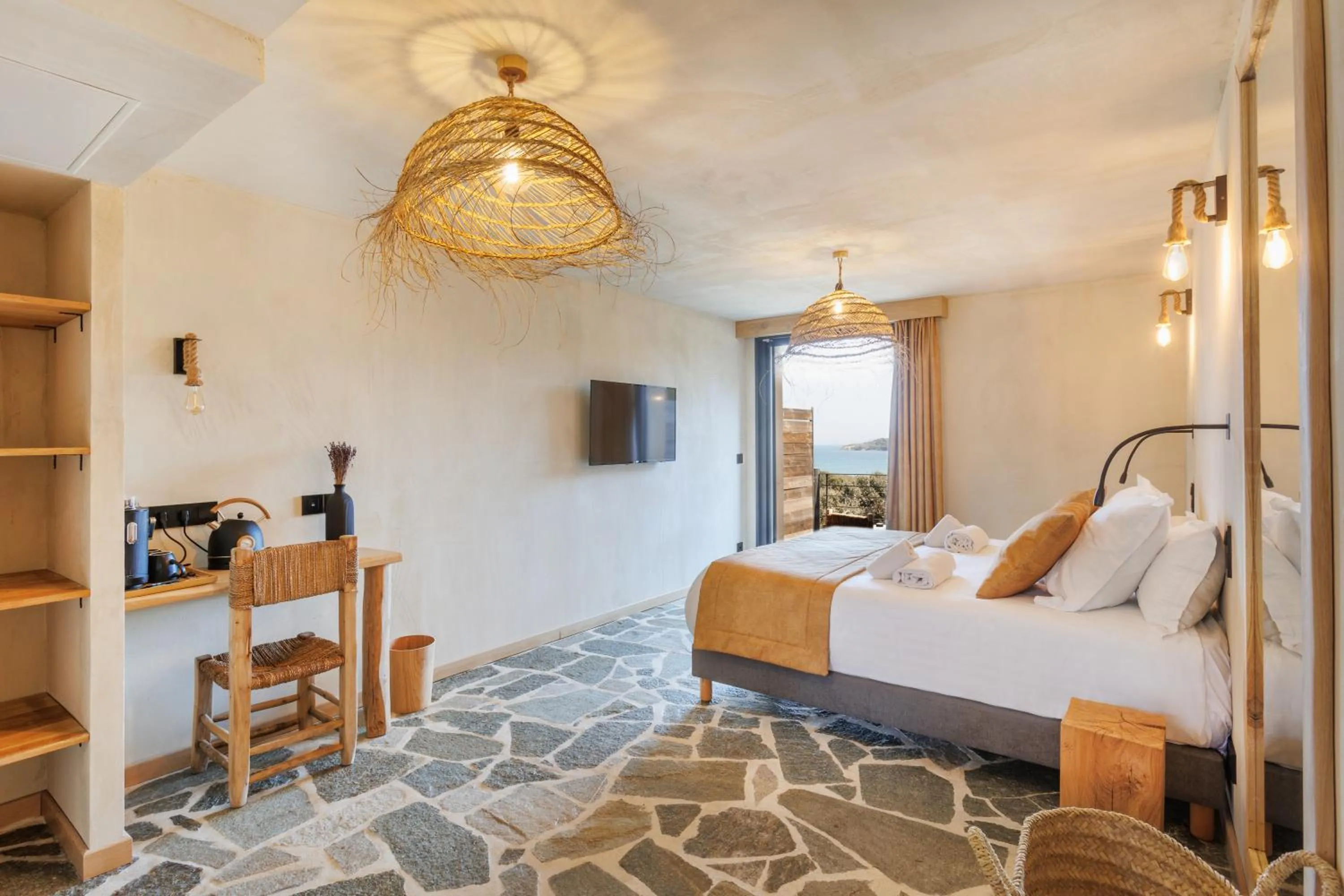 Deluxe Double or Twin Room with Sea View in Le Domaine de la mer - Beach hotel Nature&Authenticité Hyères