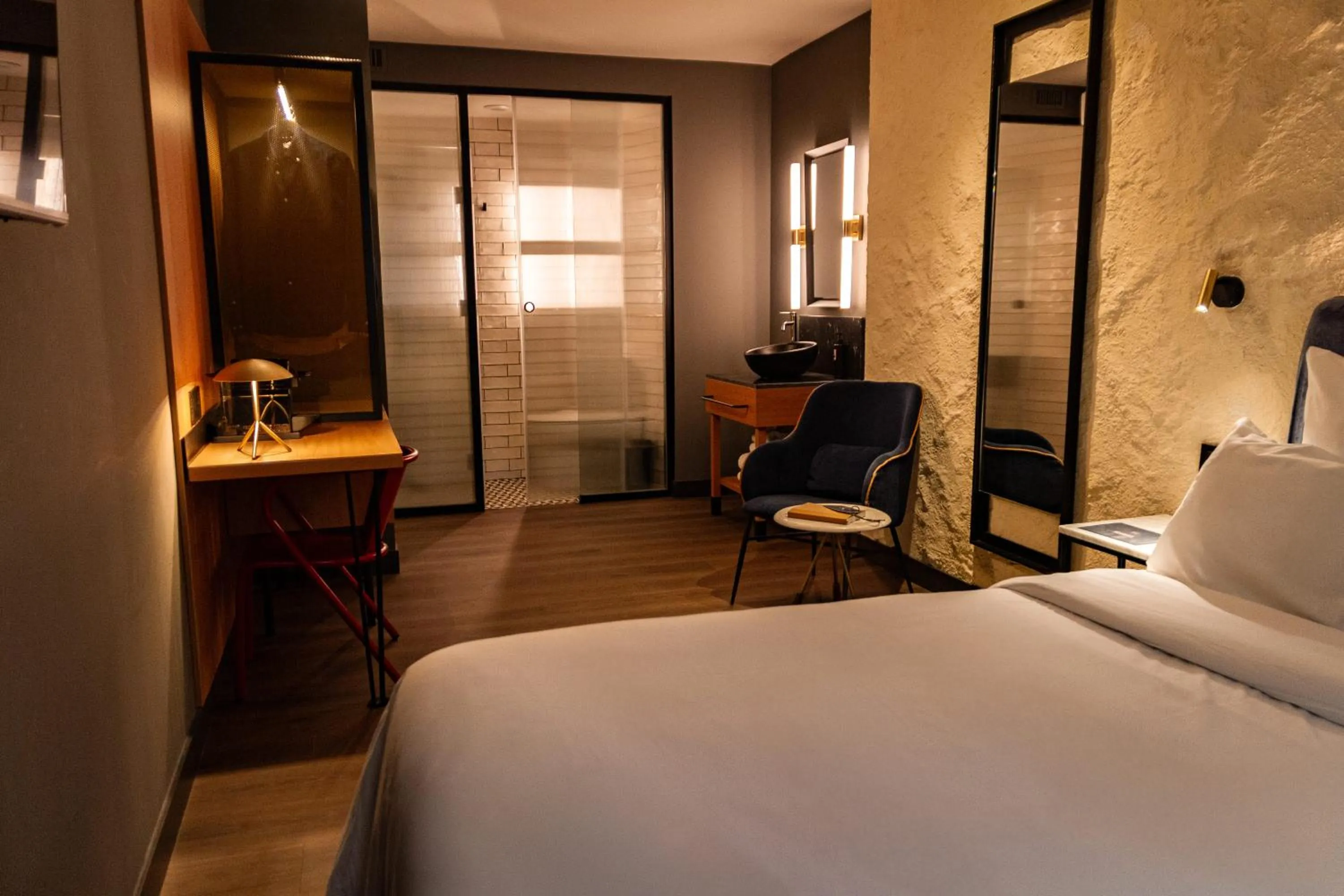 Bed in Letoh Letoh Sevilla