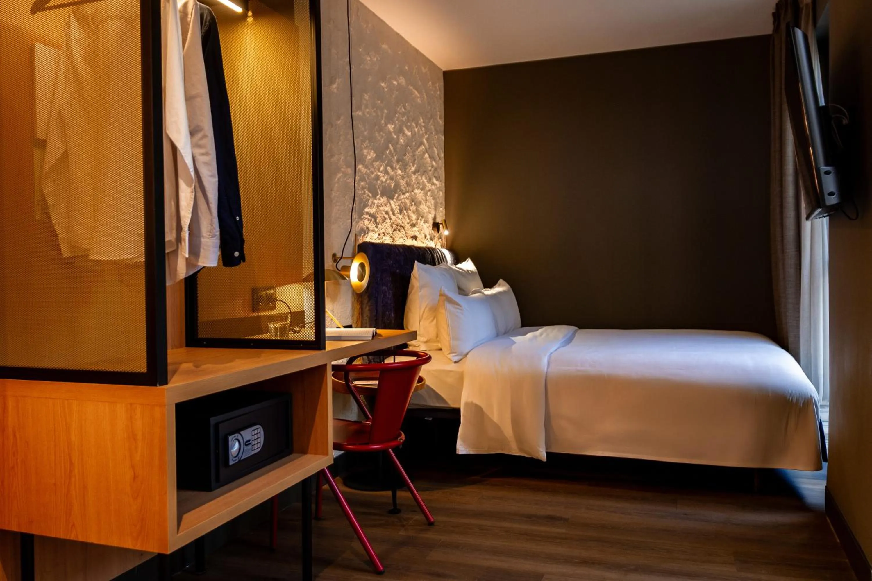 Bed in Letoh Letoh Sevilla