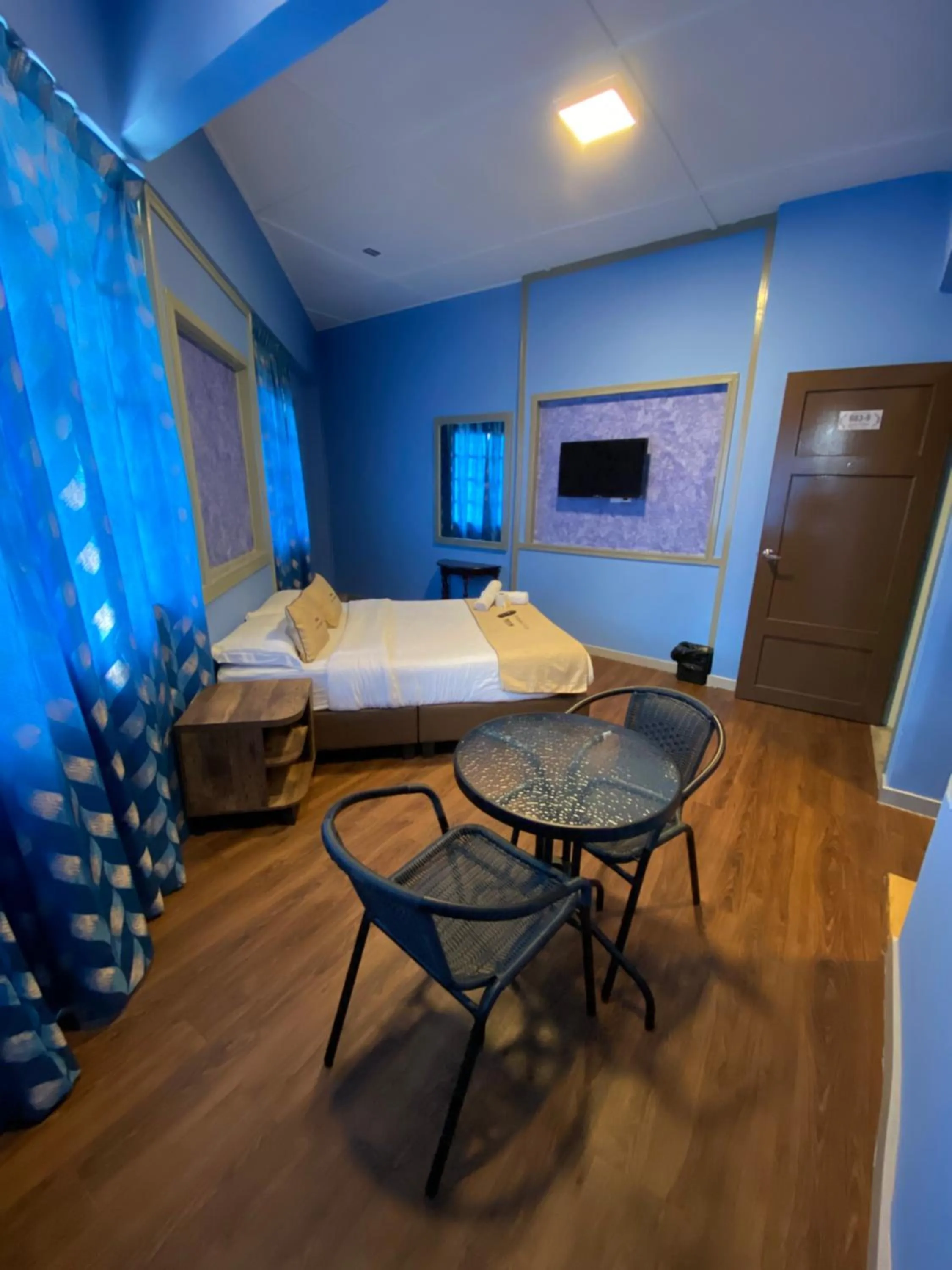 Bed in Suria Cameron Hotel