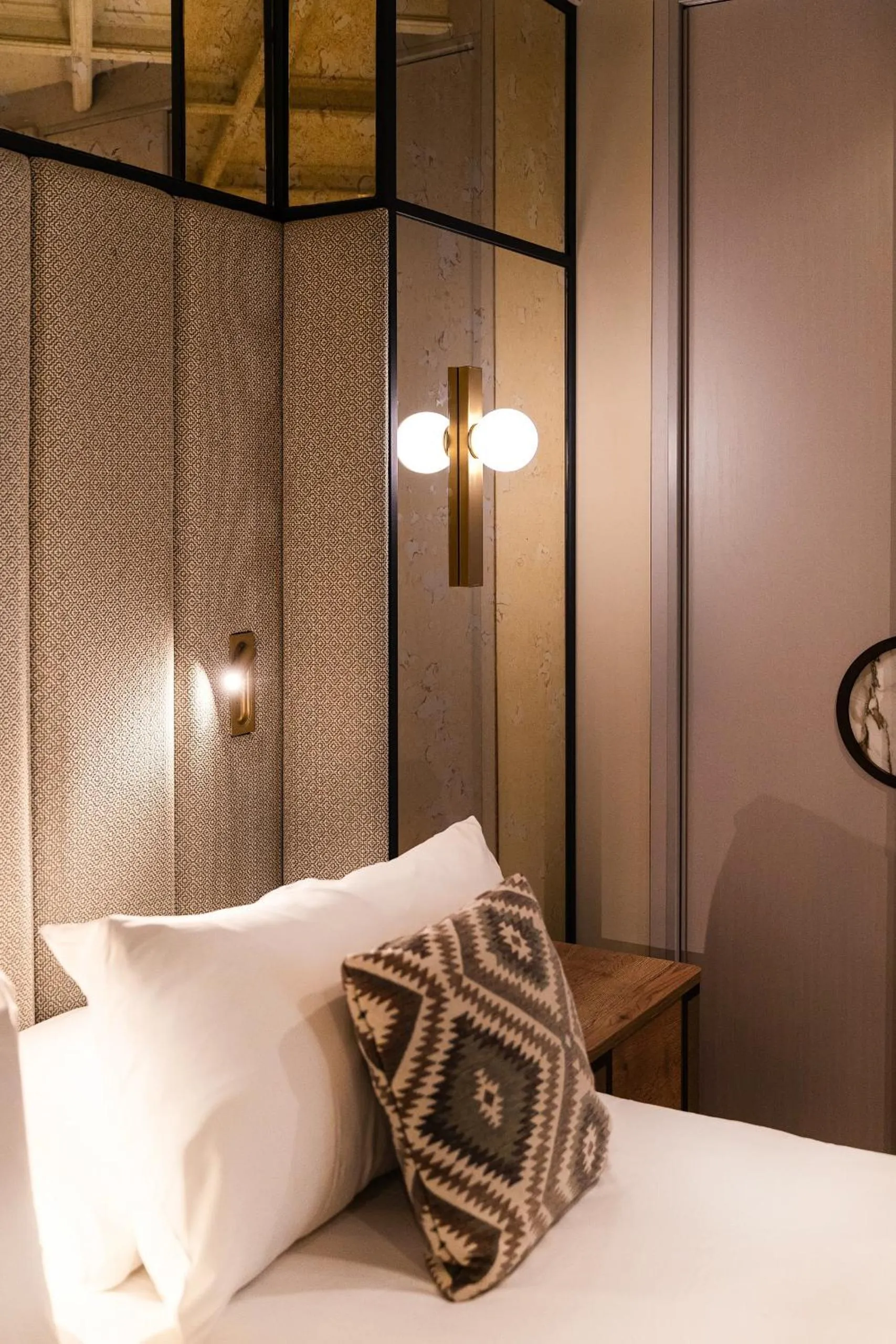 Decorative detail, Bed in Room Mate Leo, Granada