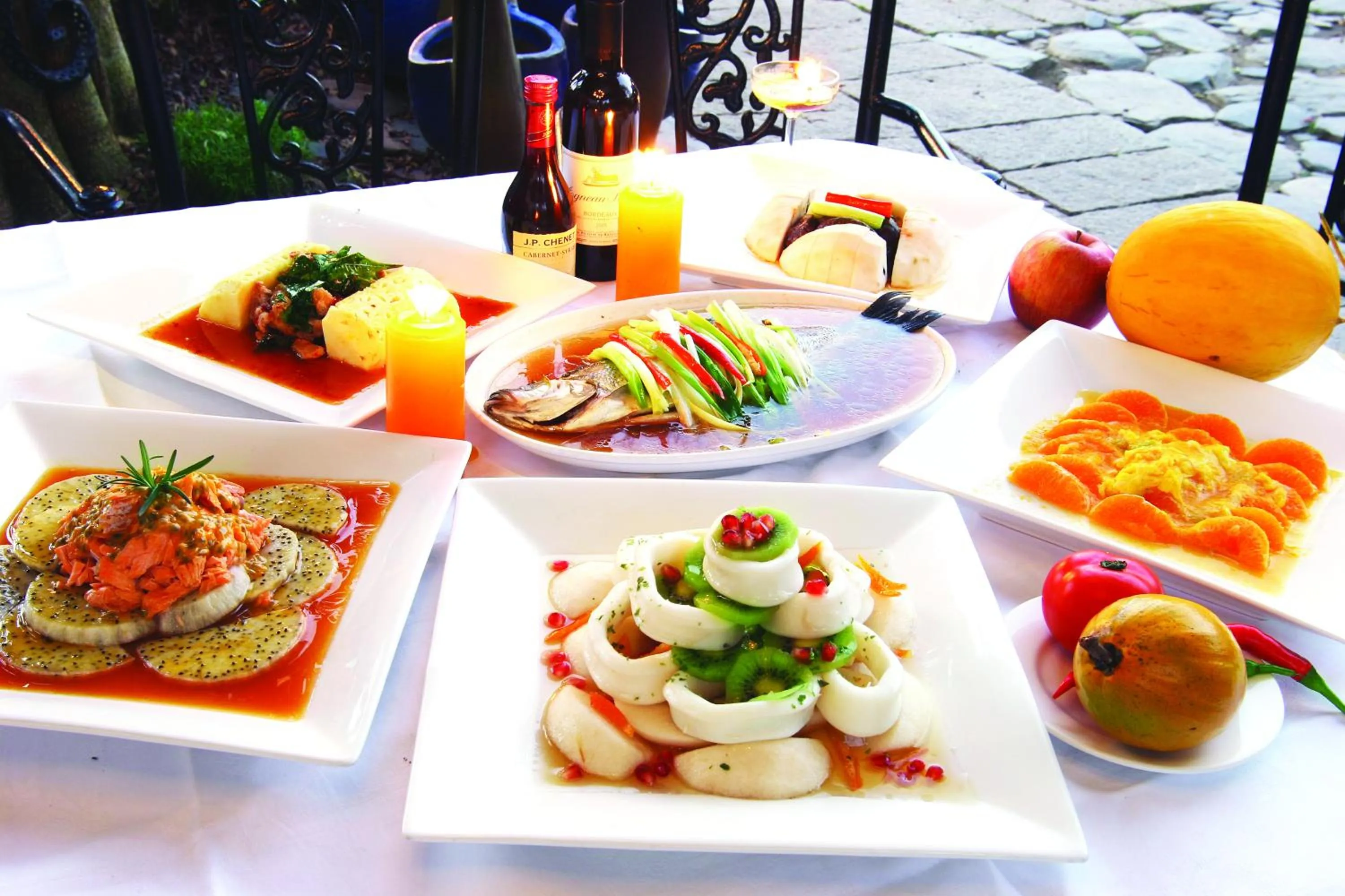 Food in Sun Moon Lake Full House Resort