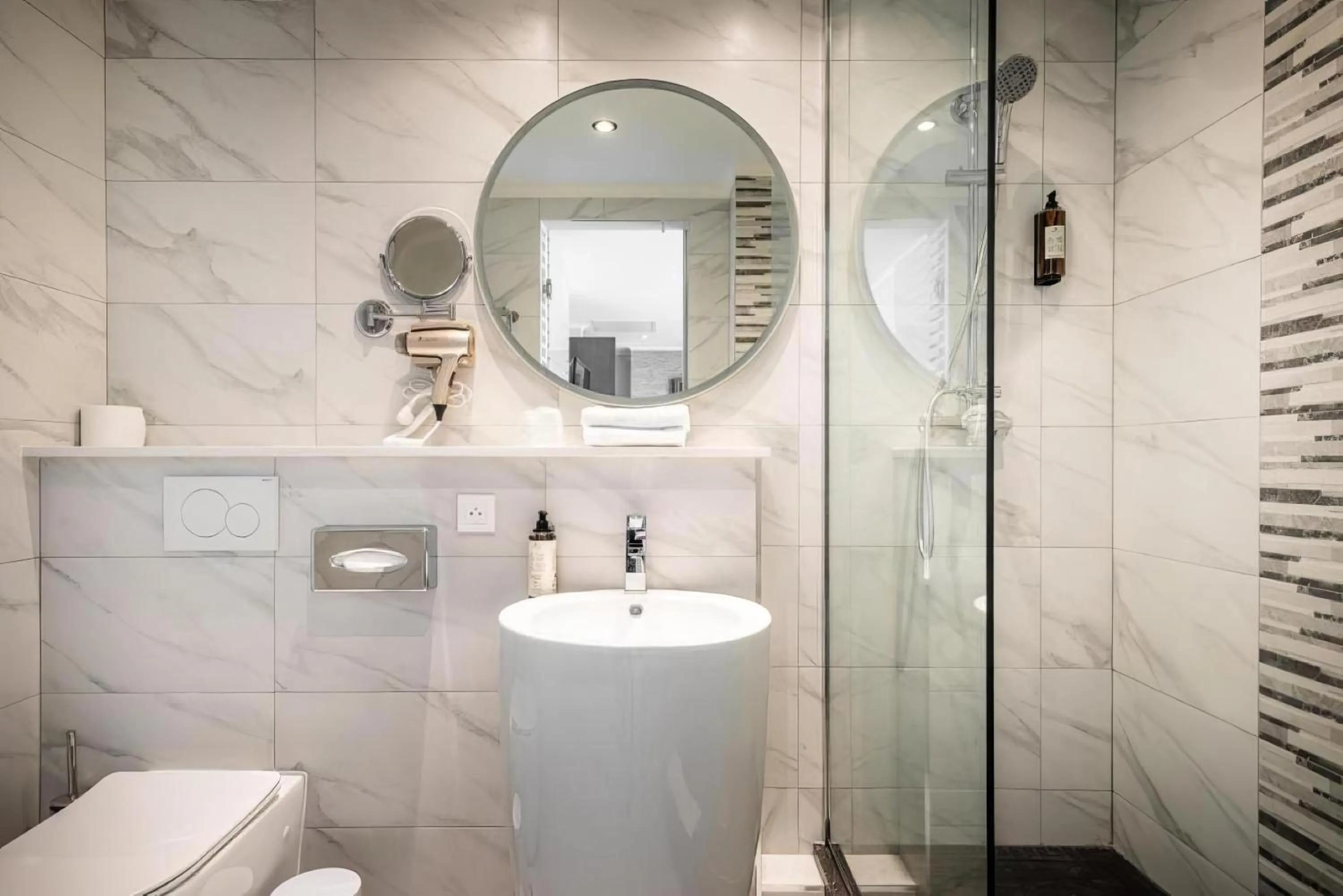 Bathroom in Hotel Jamingo