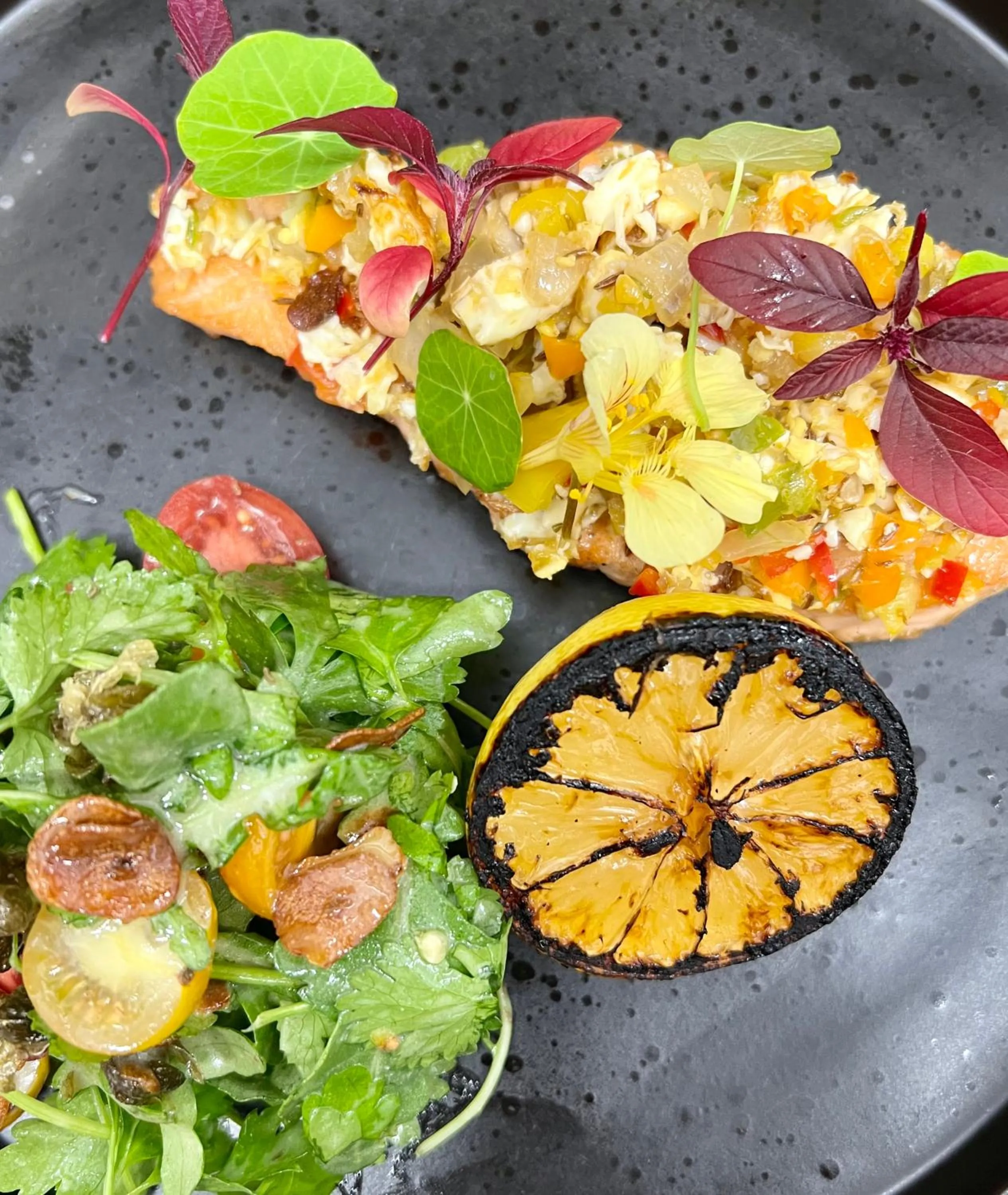 STAG & THISTLE HOTEL AND RESTAURANT