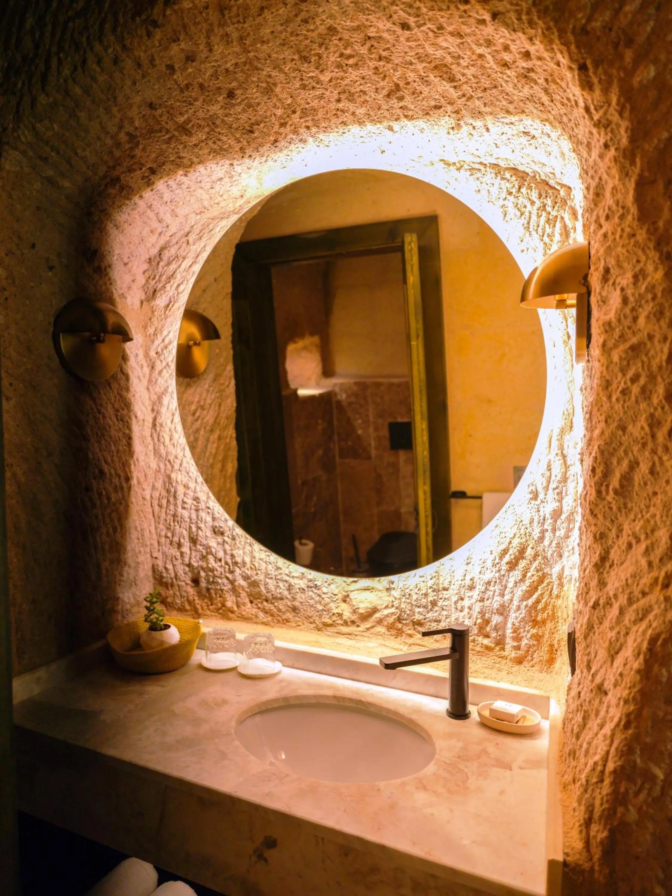 Toilet in Very Peri Cappadocia - The Lifestyle Luxury Design Hotel
