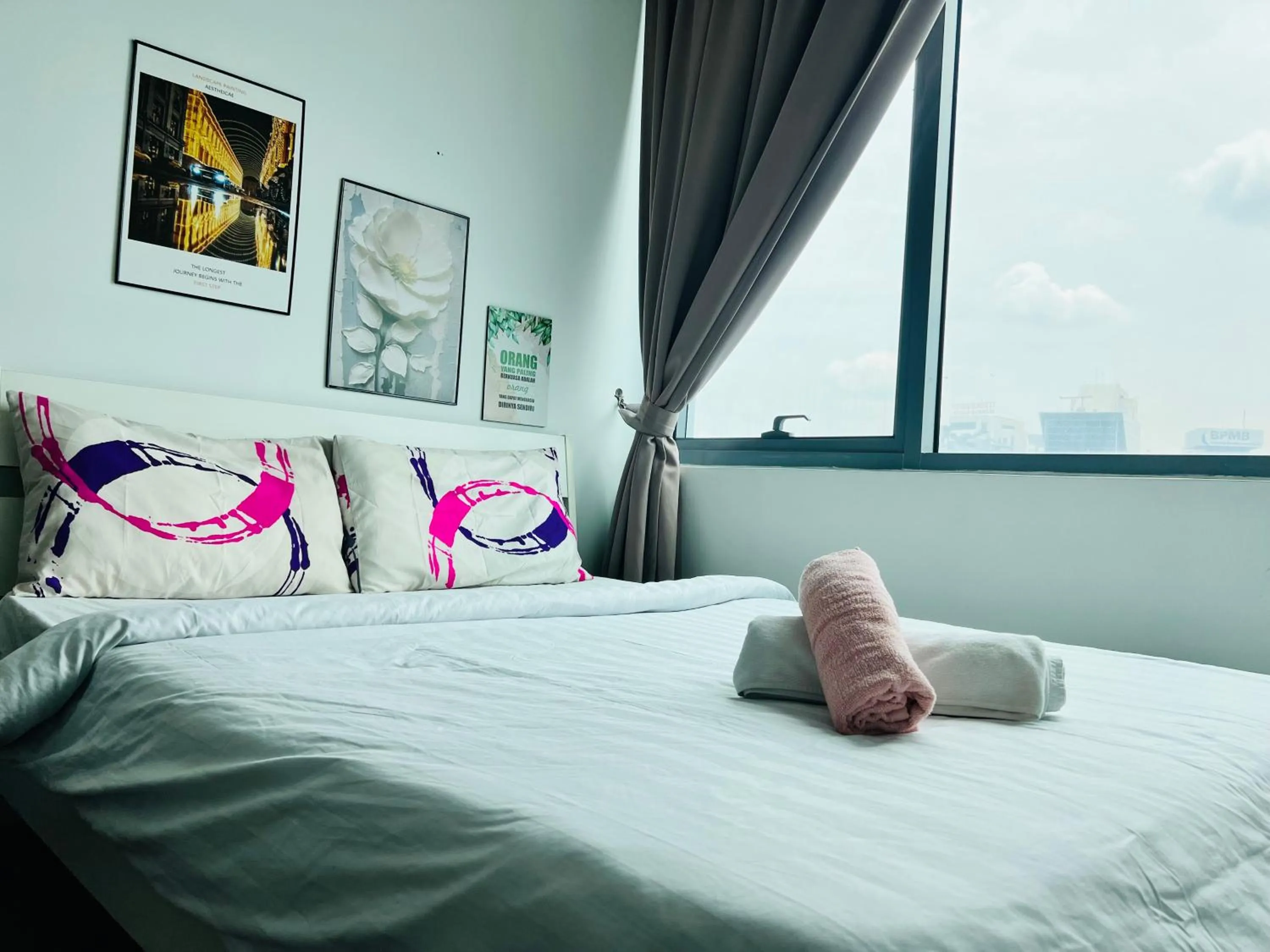 Bed in Mercu Summer Suites KLCC By Sweet Home
