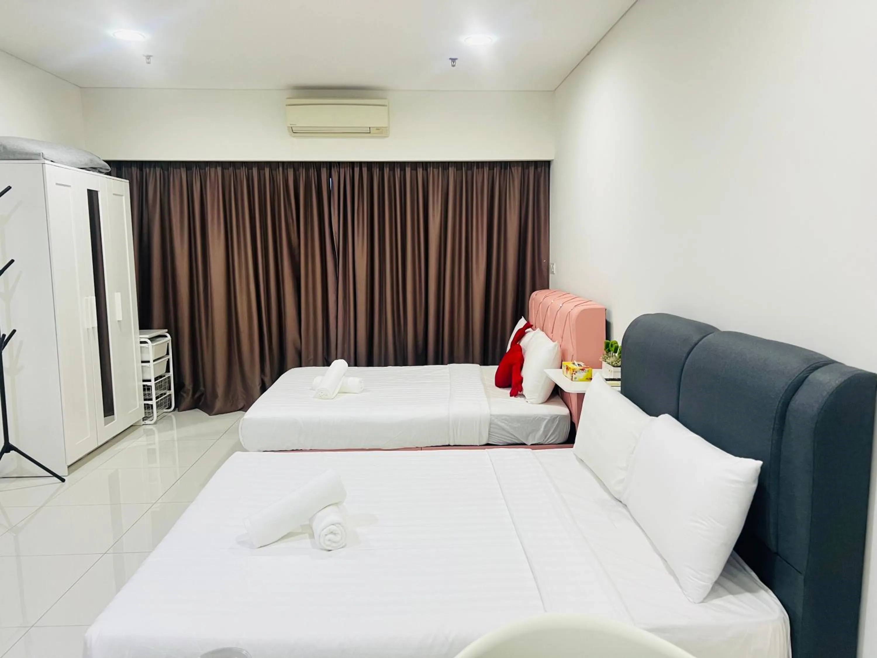 Bed in Mercu Summer Suites KLCC By Sweet Home