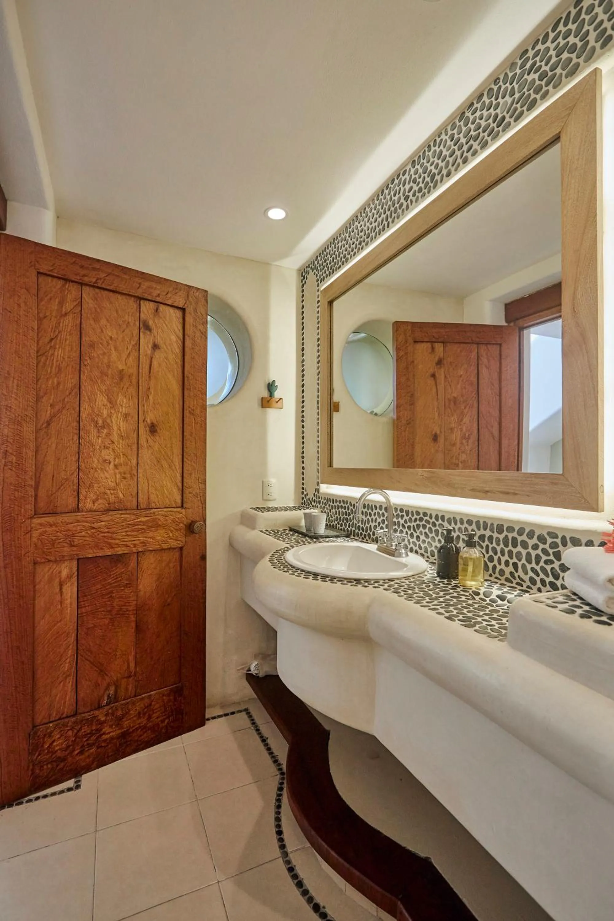 Bathroom in La Villa Luz (sólo adultos)