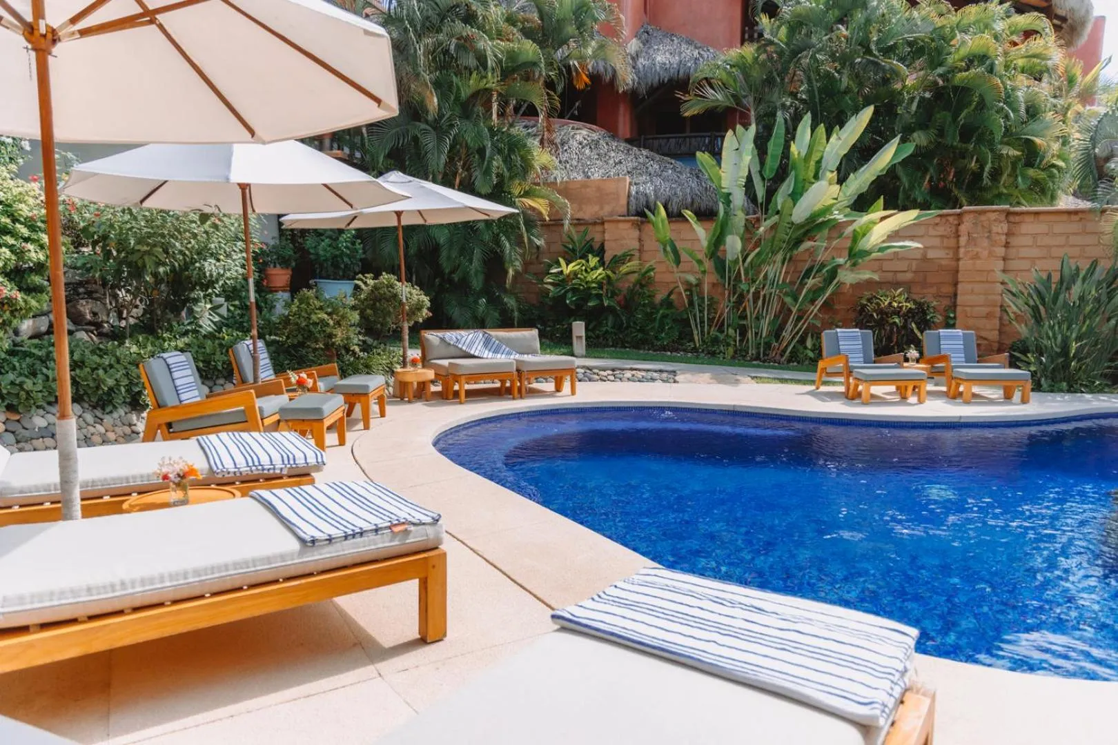 Swimming pool in La Villa Luz (sólo adultos)