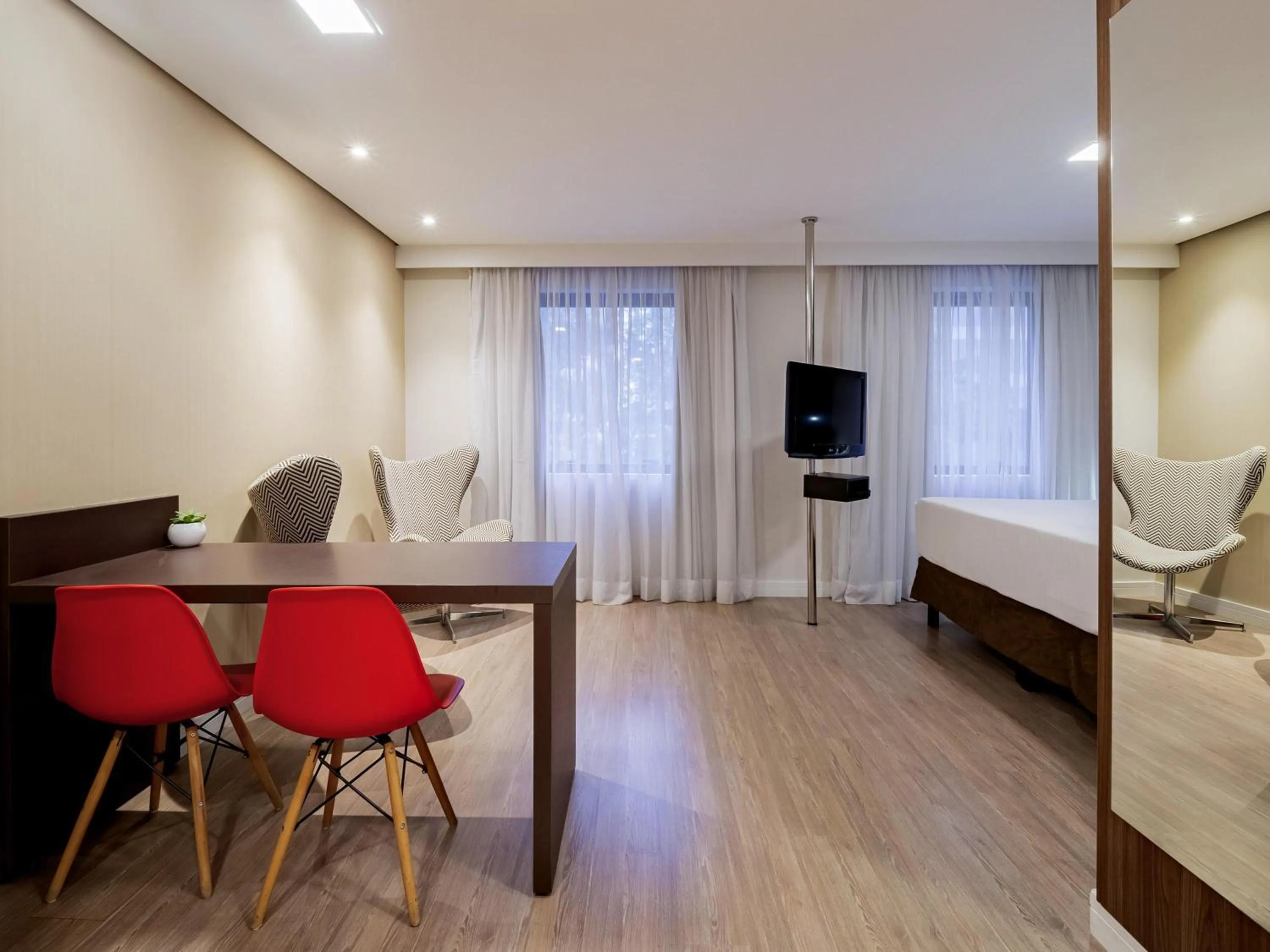 Bedroom, Bed in Mercure Sao Paulo Moema Times Square