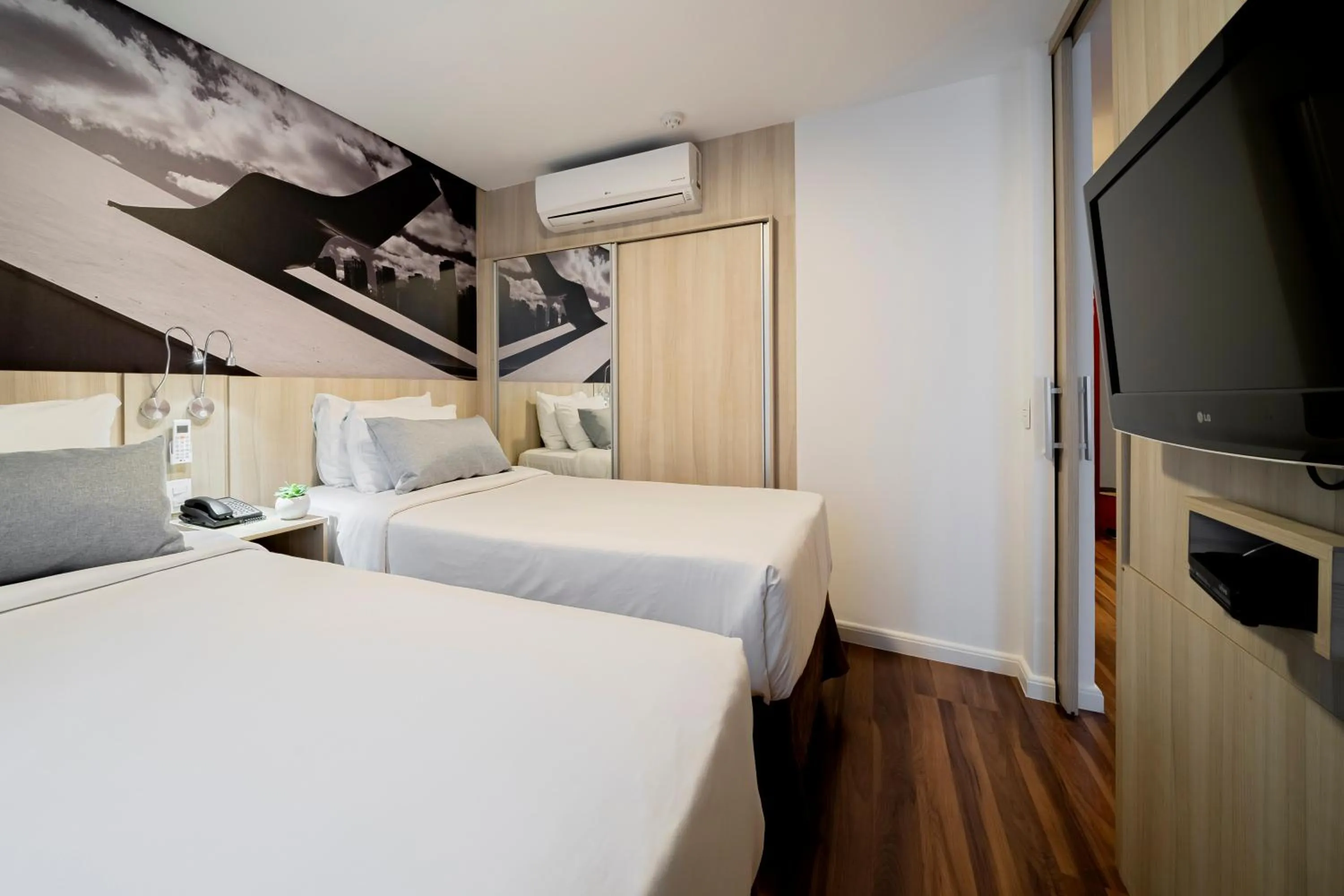 Bed in Mercure Sao Paulo Moema Times Square