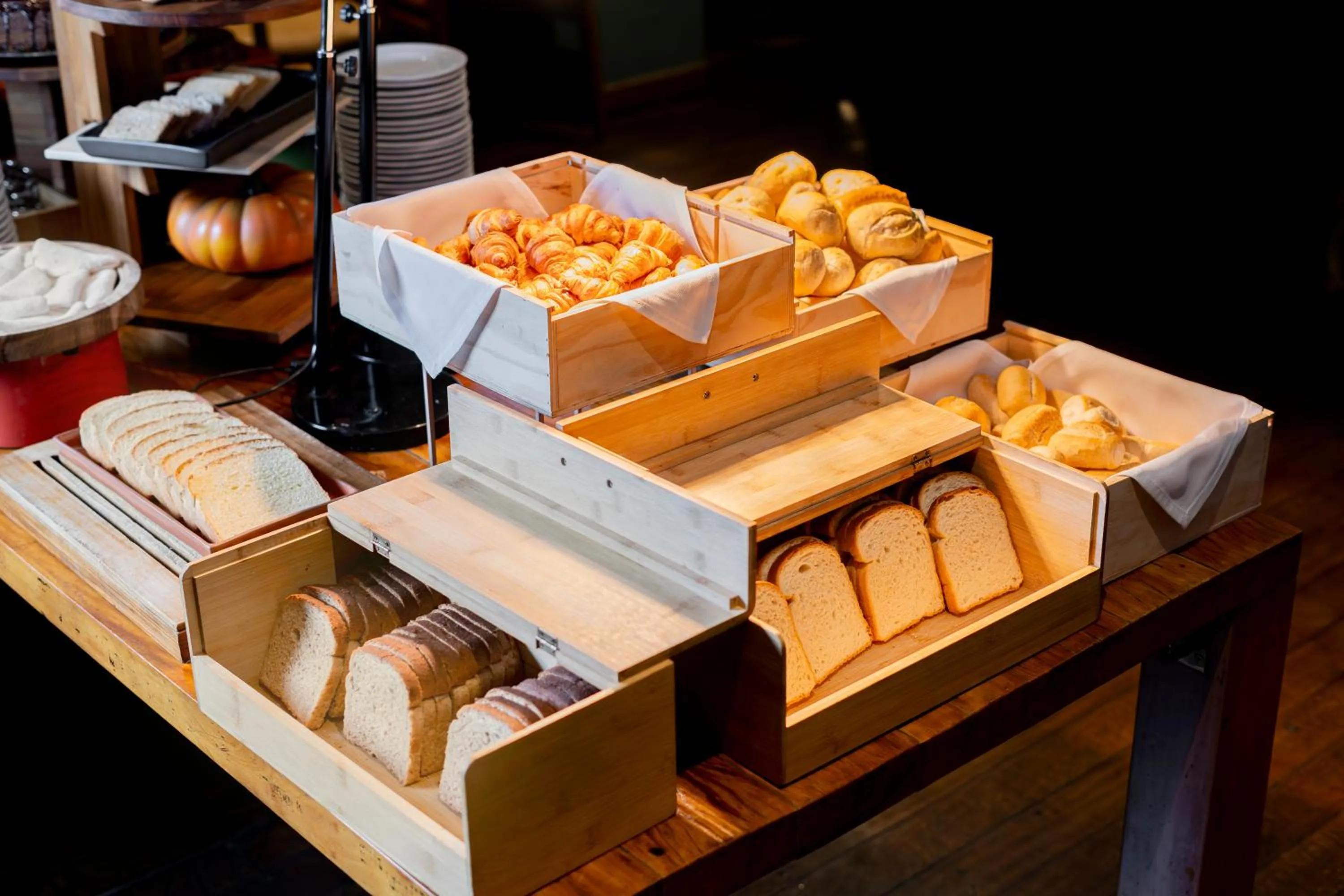 Buffet breakfast in Mercure Sao Paulo Moema Times Square