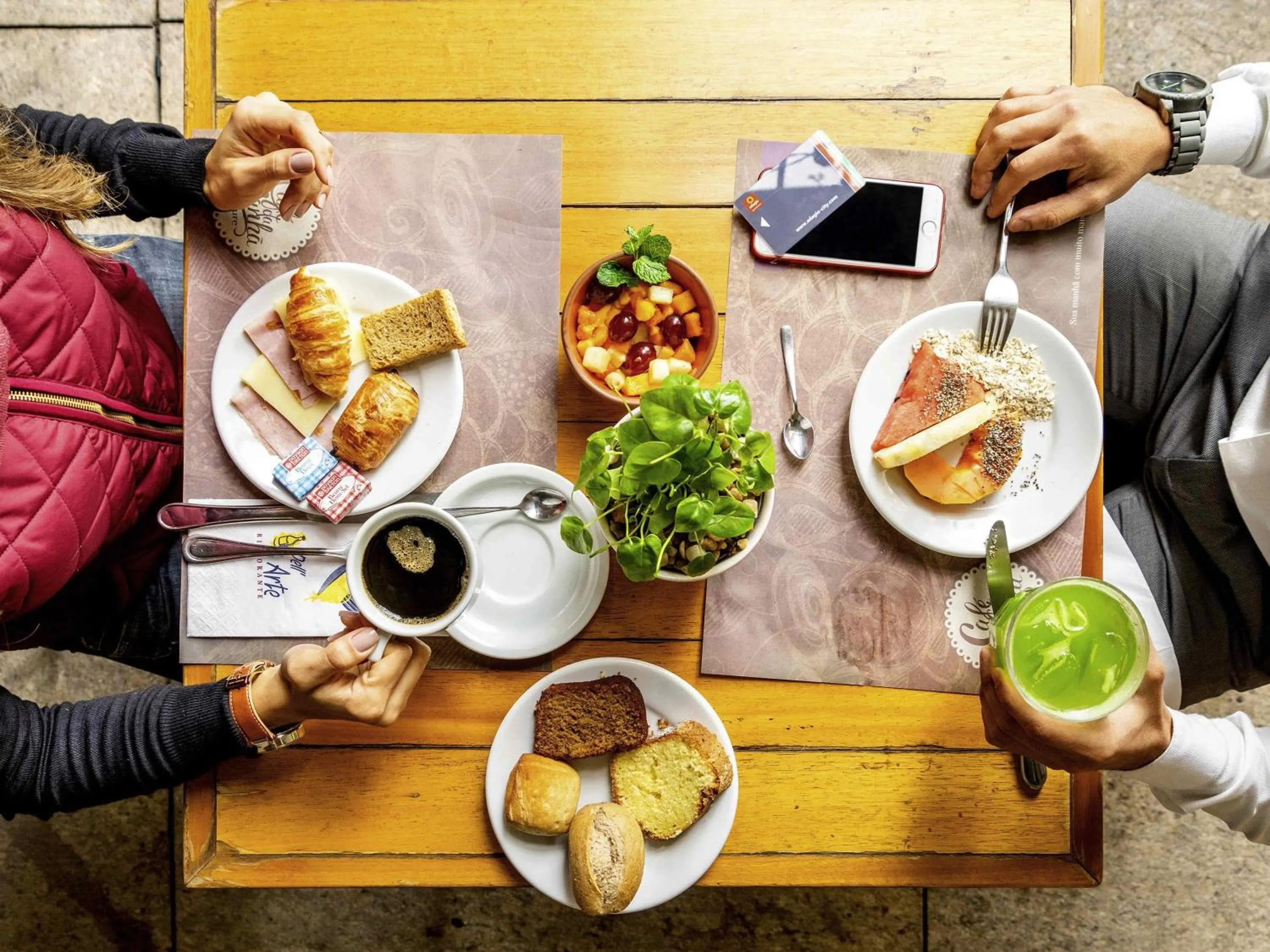 Restaurant/places to eat in Mercure Sao Paulo Moema Times Square