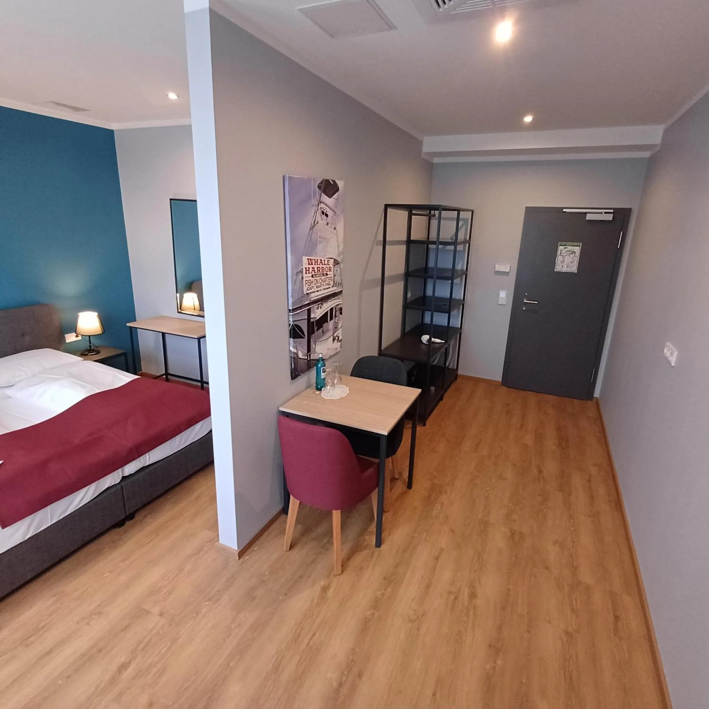 Photo of the whole room, Bed in Trip Inn Hotel Düsseldorf Neuss