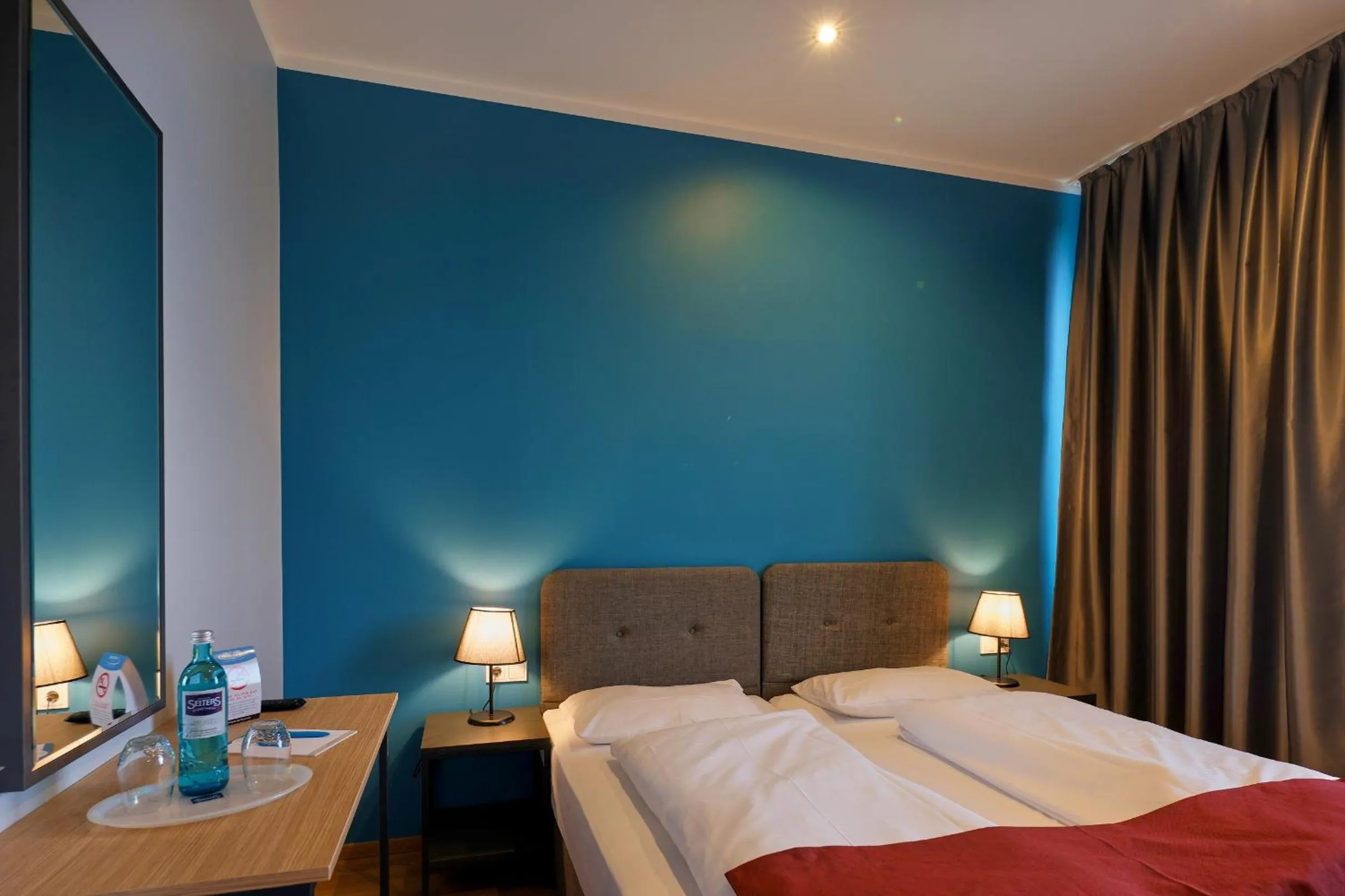 Bedroom, Bed in Trip Inn Hotel Düsseldorf Neuss