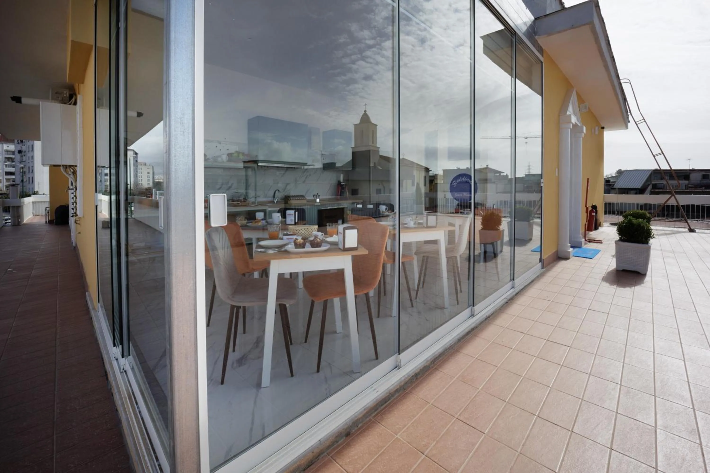 Restaurant/places to eat in REDDIMUS Guest House