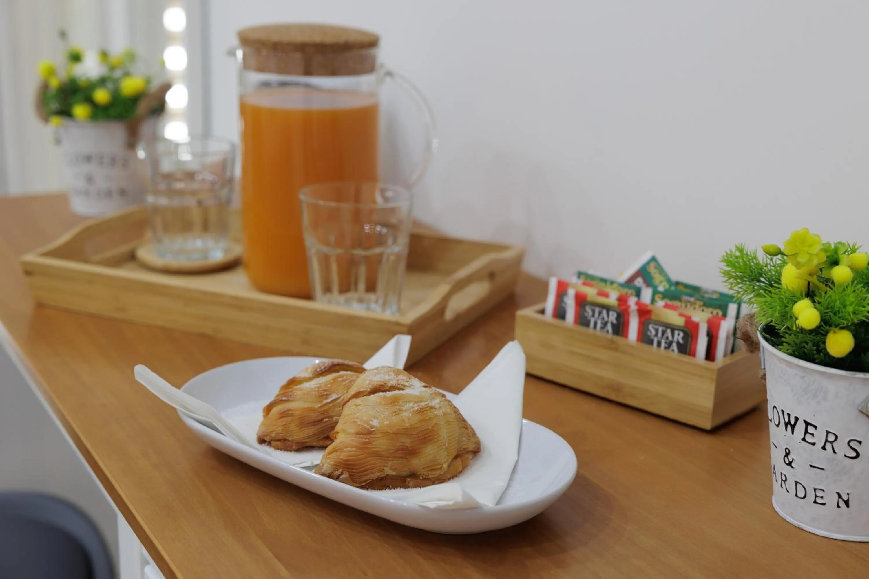 Food and drinks in REDDIMUS Guest House