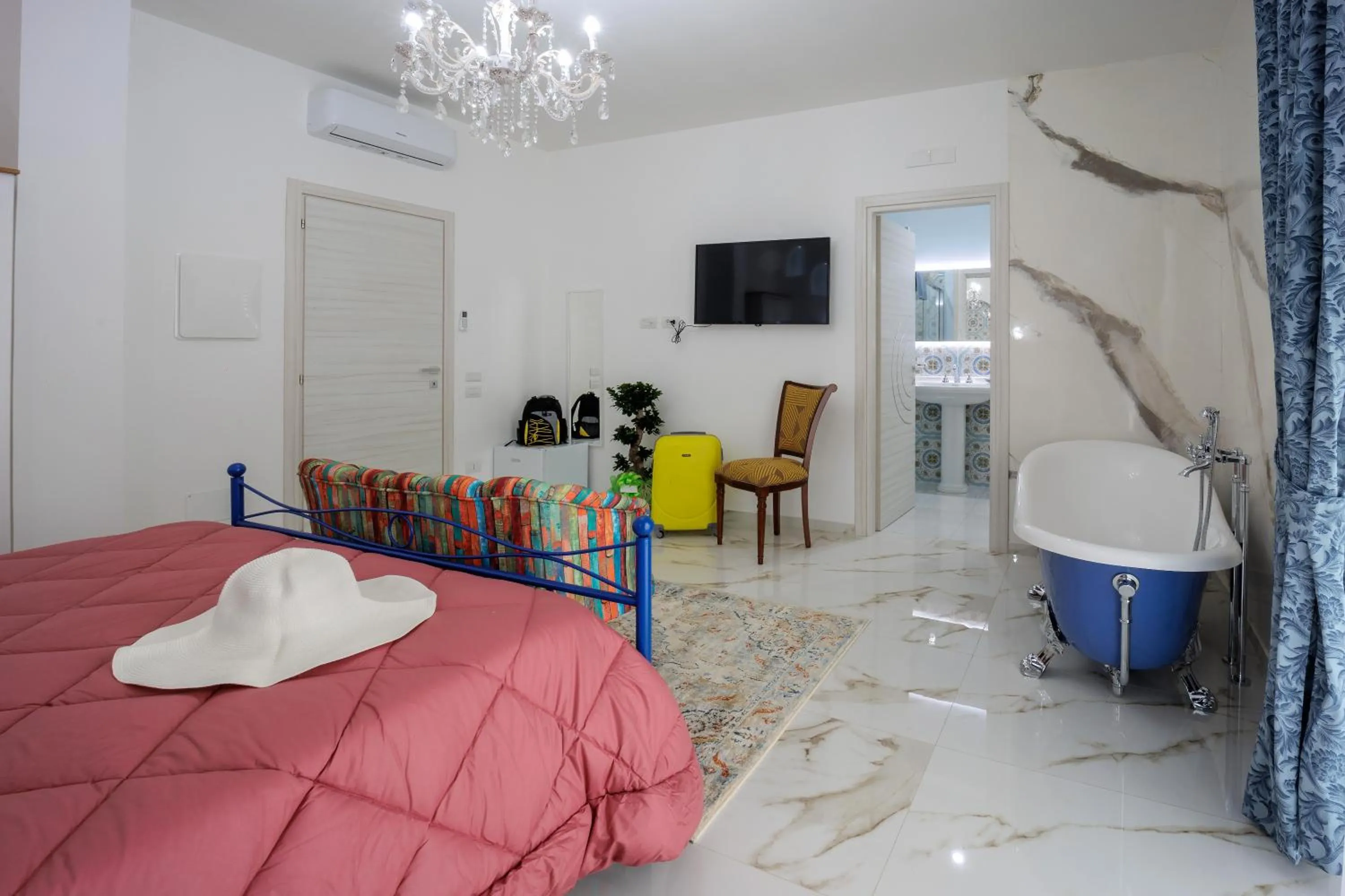 Bed in REDDIMUS Guest House