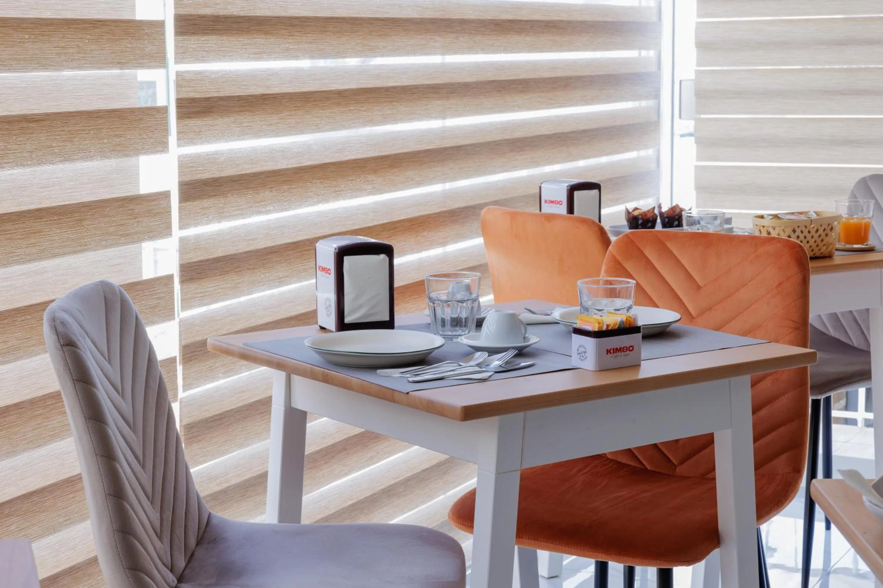 Continental breakfast in REDDIMUS Guest House