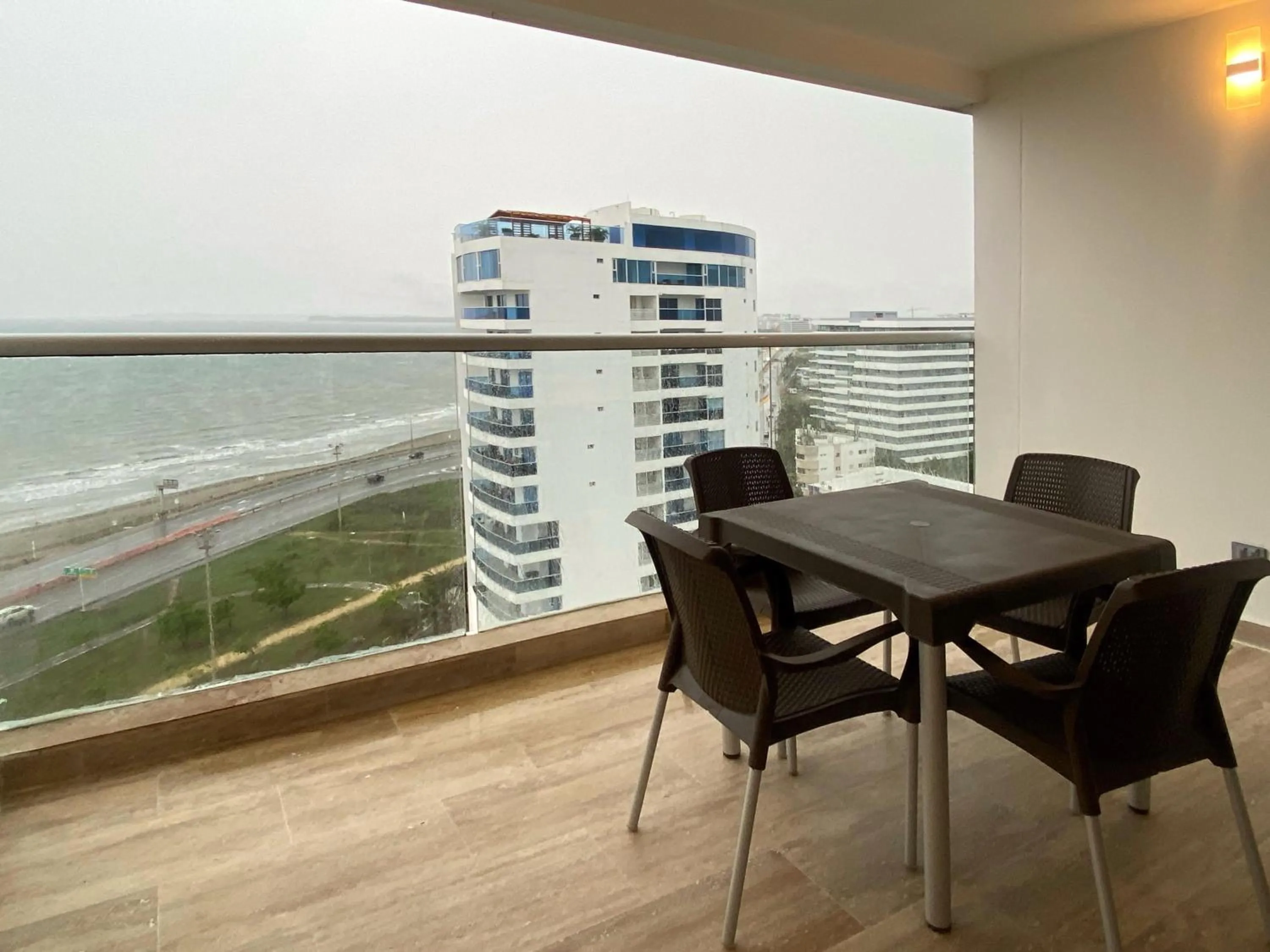 Dining area in Wynwood Cartagena Beach