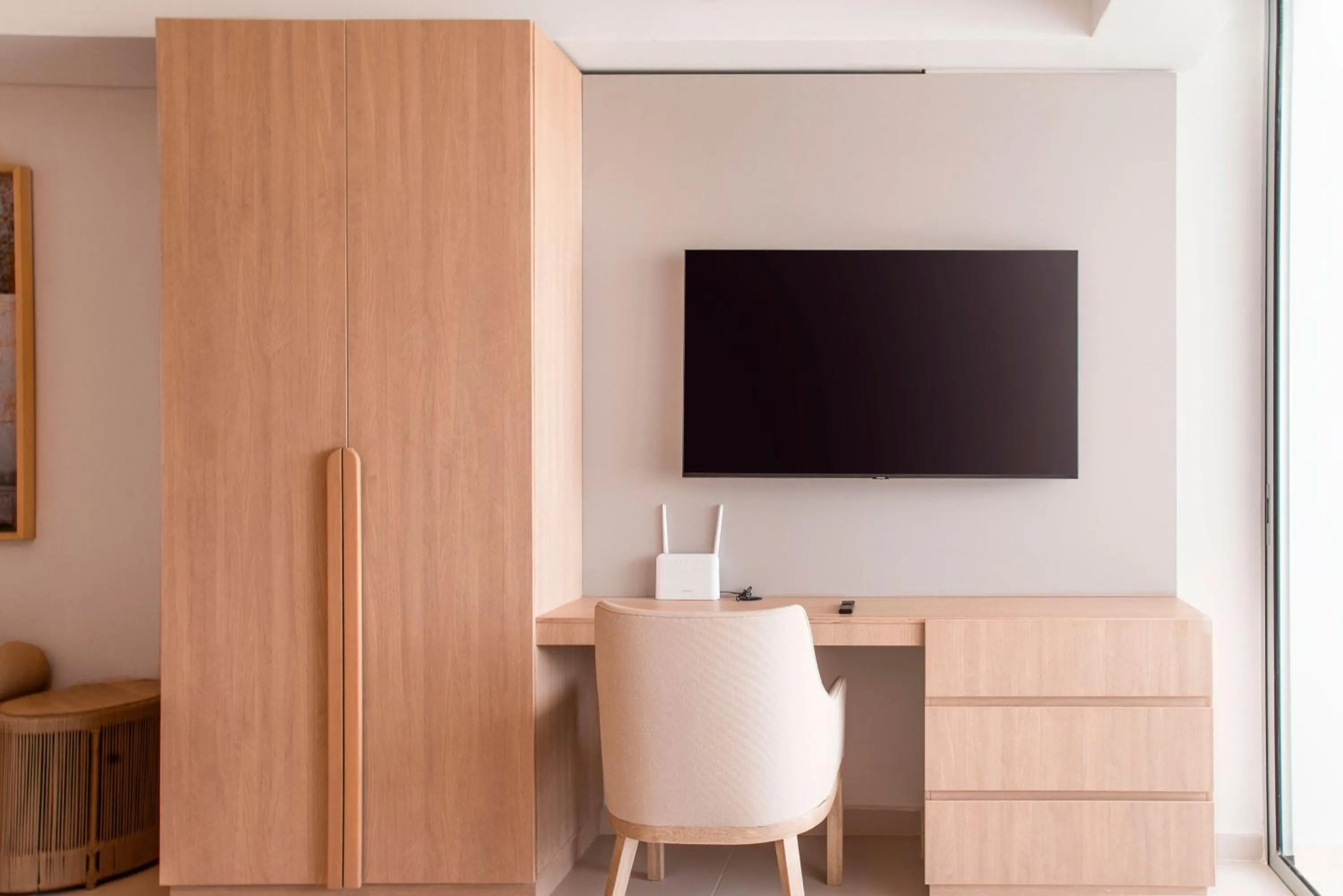 wardrobe in Wynwood Cartagena Beach