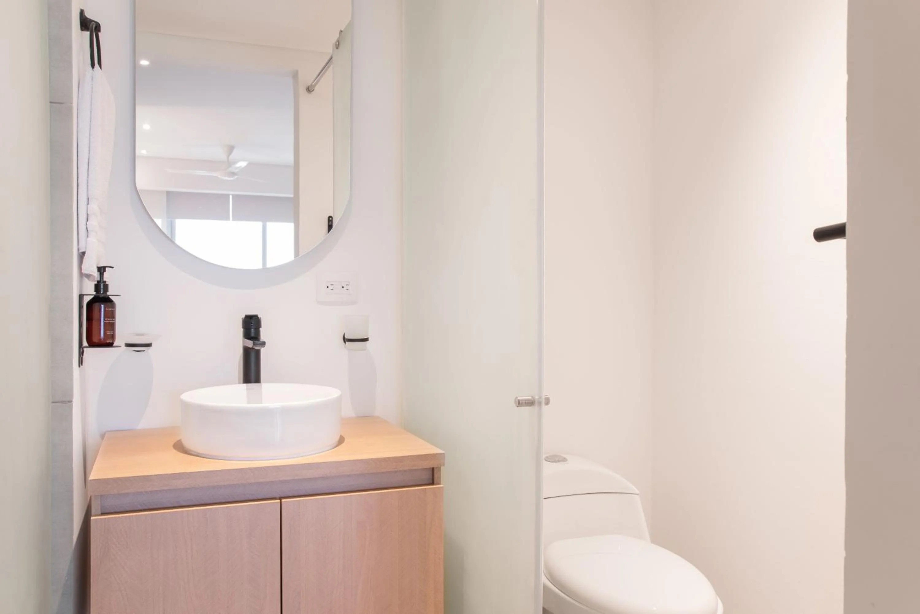 Bathroom in Wynwood Cartagena Beach