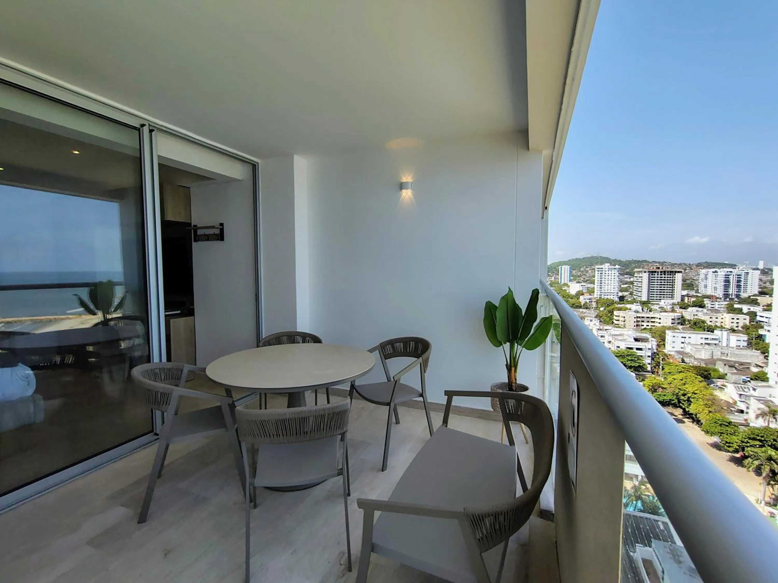 Balcony/Terrace in Wynwood Cartagena Beach