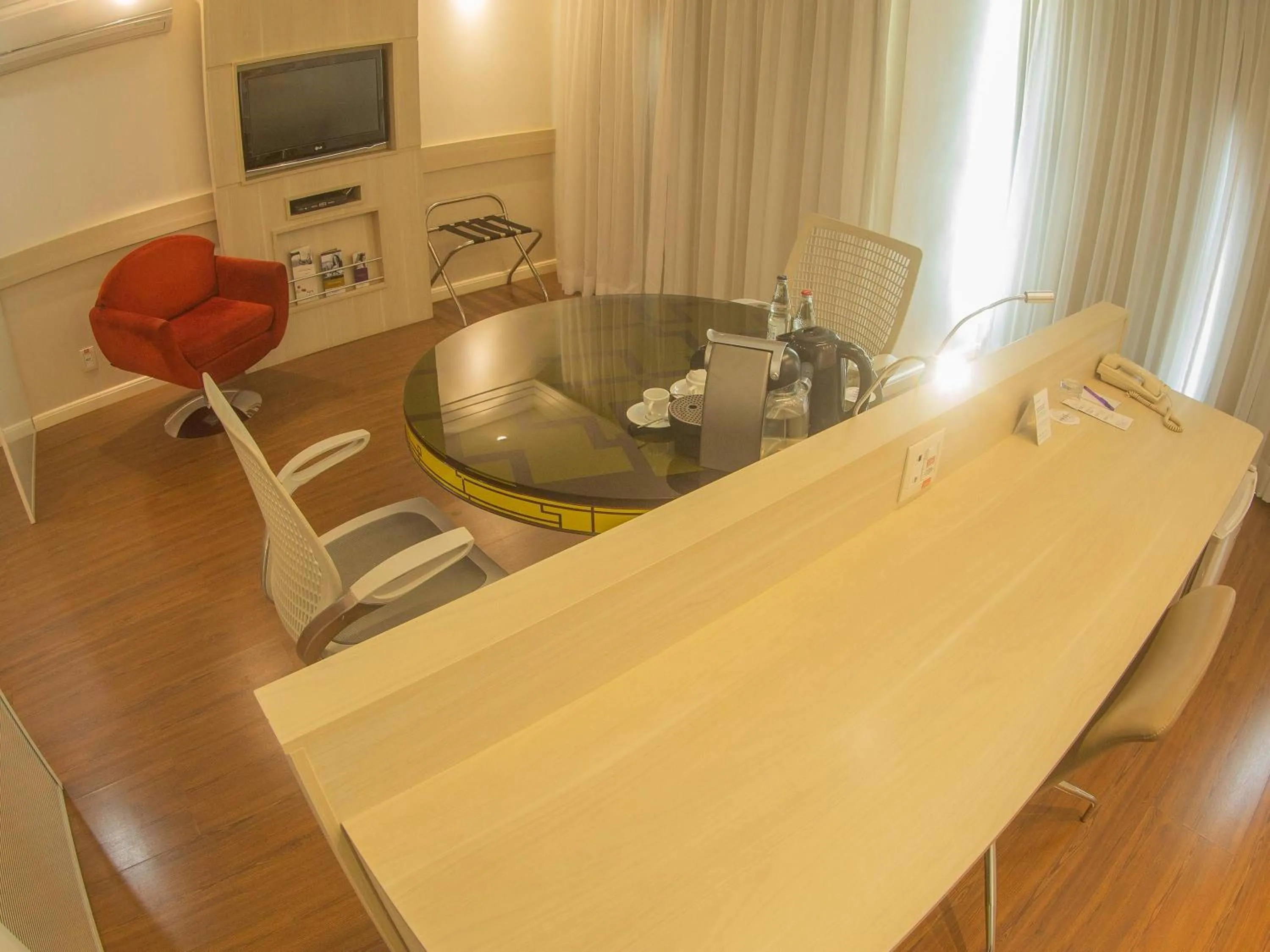 Bedroom in Mercure Brasilia Lider