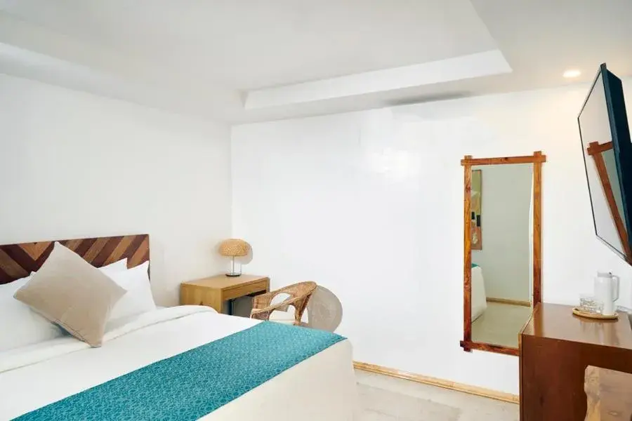 Standard King Room in Seaworthy Boracay Standard King Room in Seaworthy Boracay