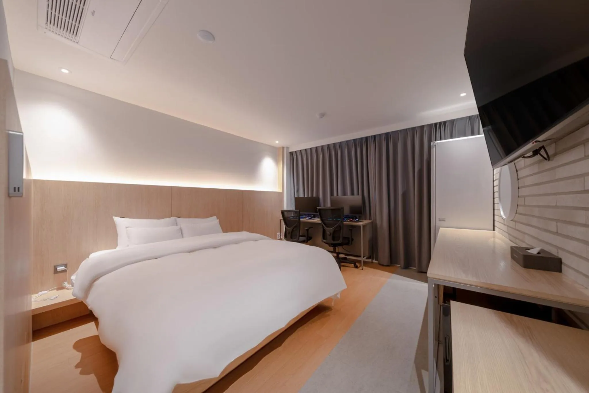 Bed in Siheung Brown Dot Jeongwang