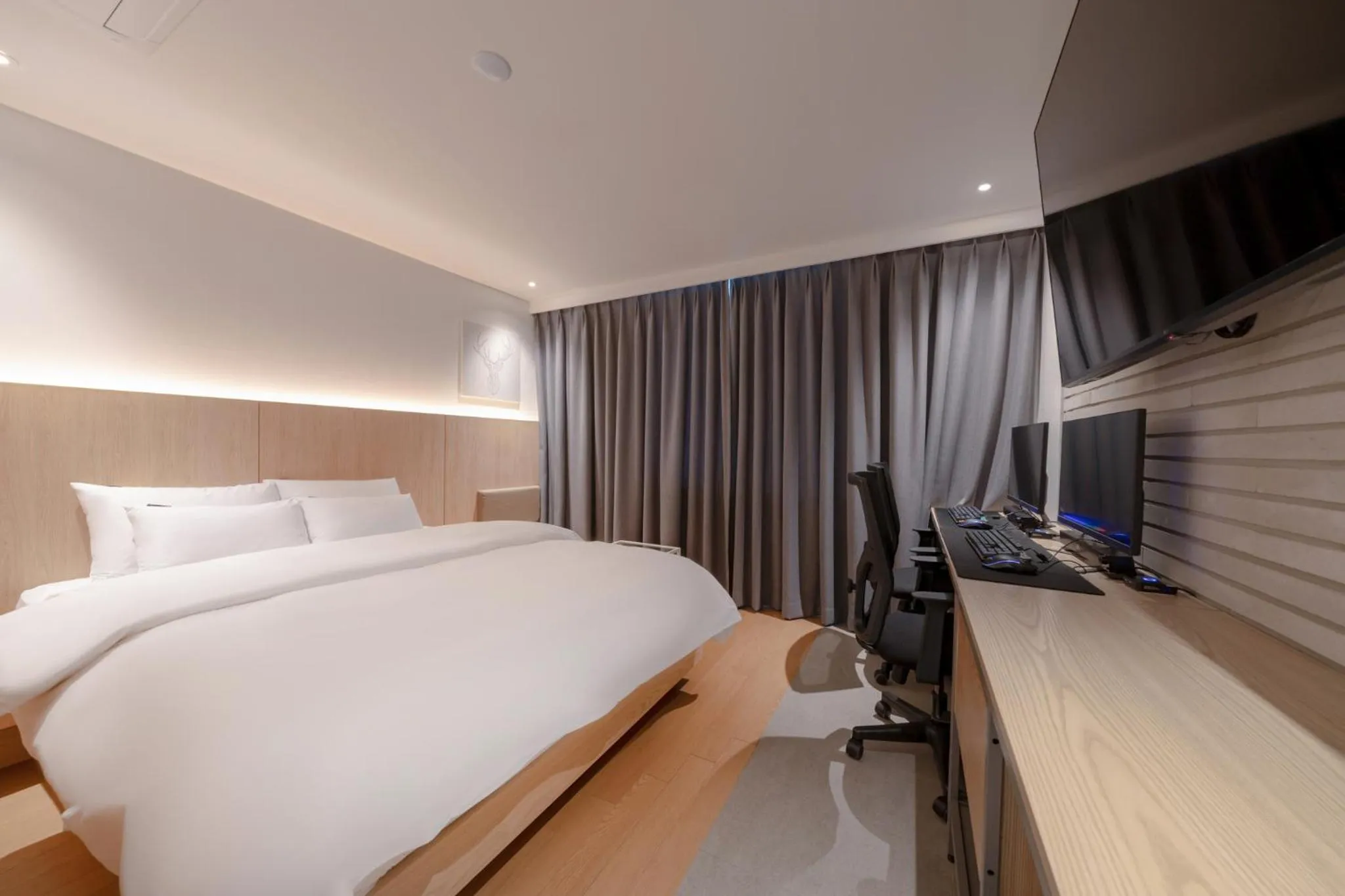 Bed in Siheung Brown Dot Jeongwang