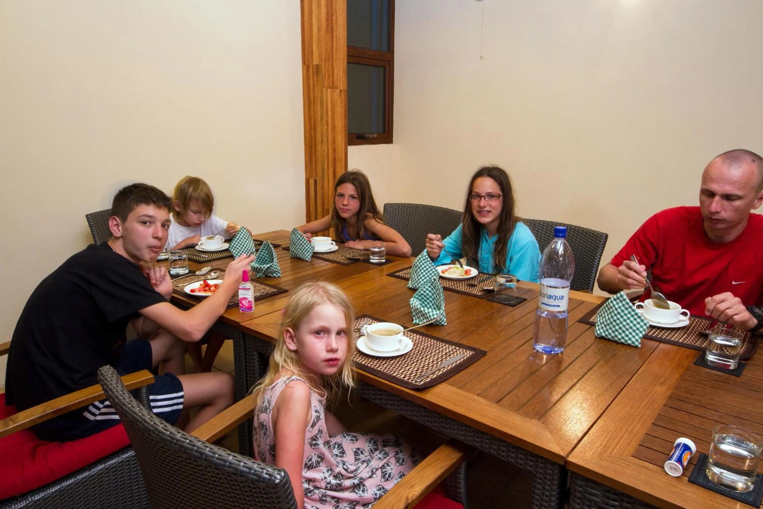 Restaurant/places to eat in Tropic Tree Maldives