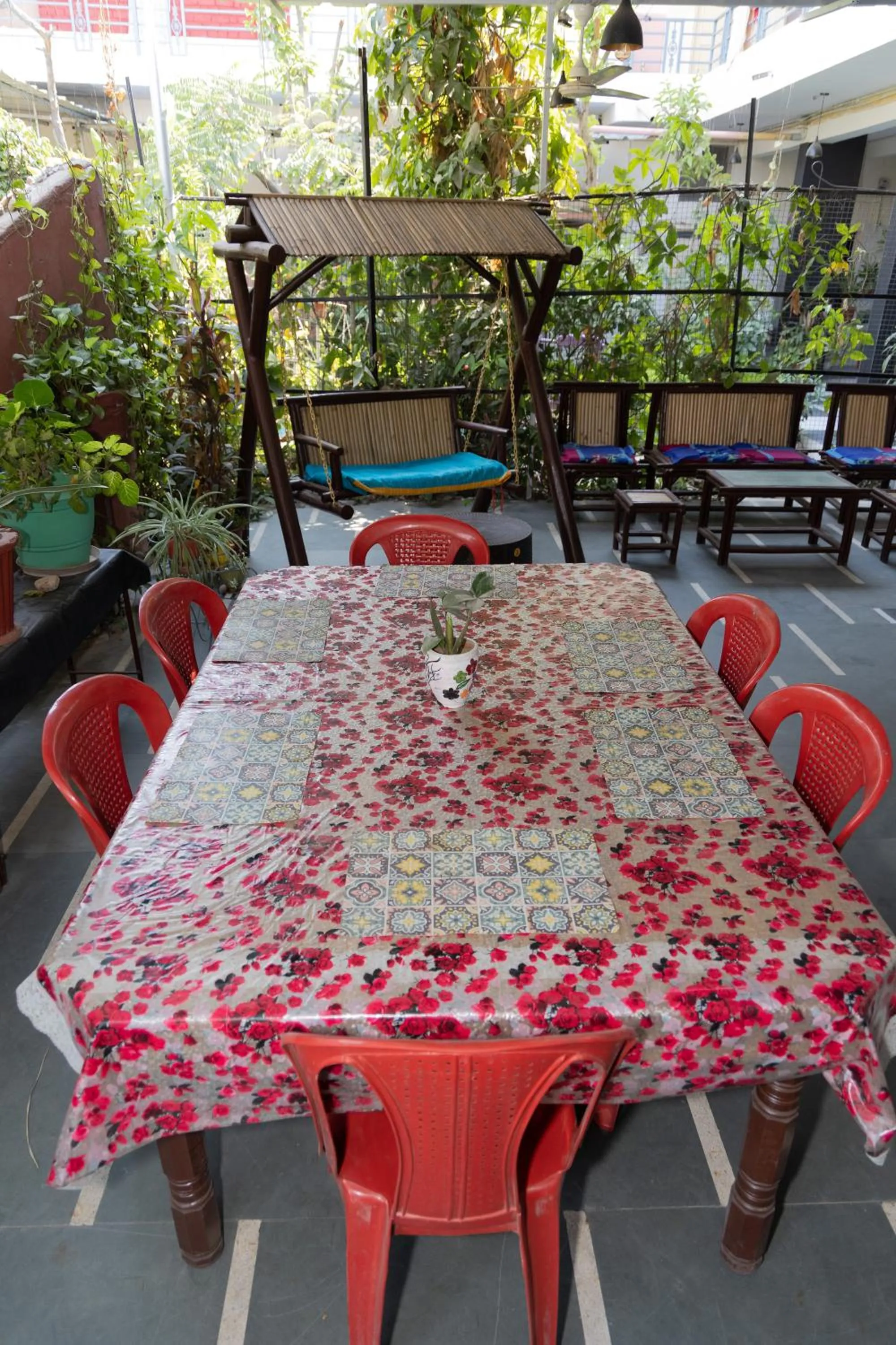 Dining area in Homestay Urmil Basant